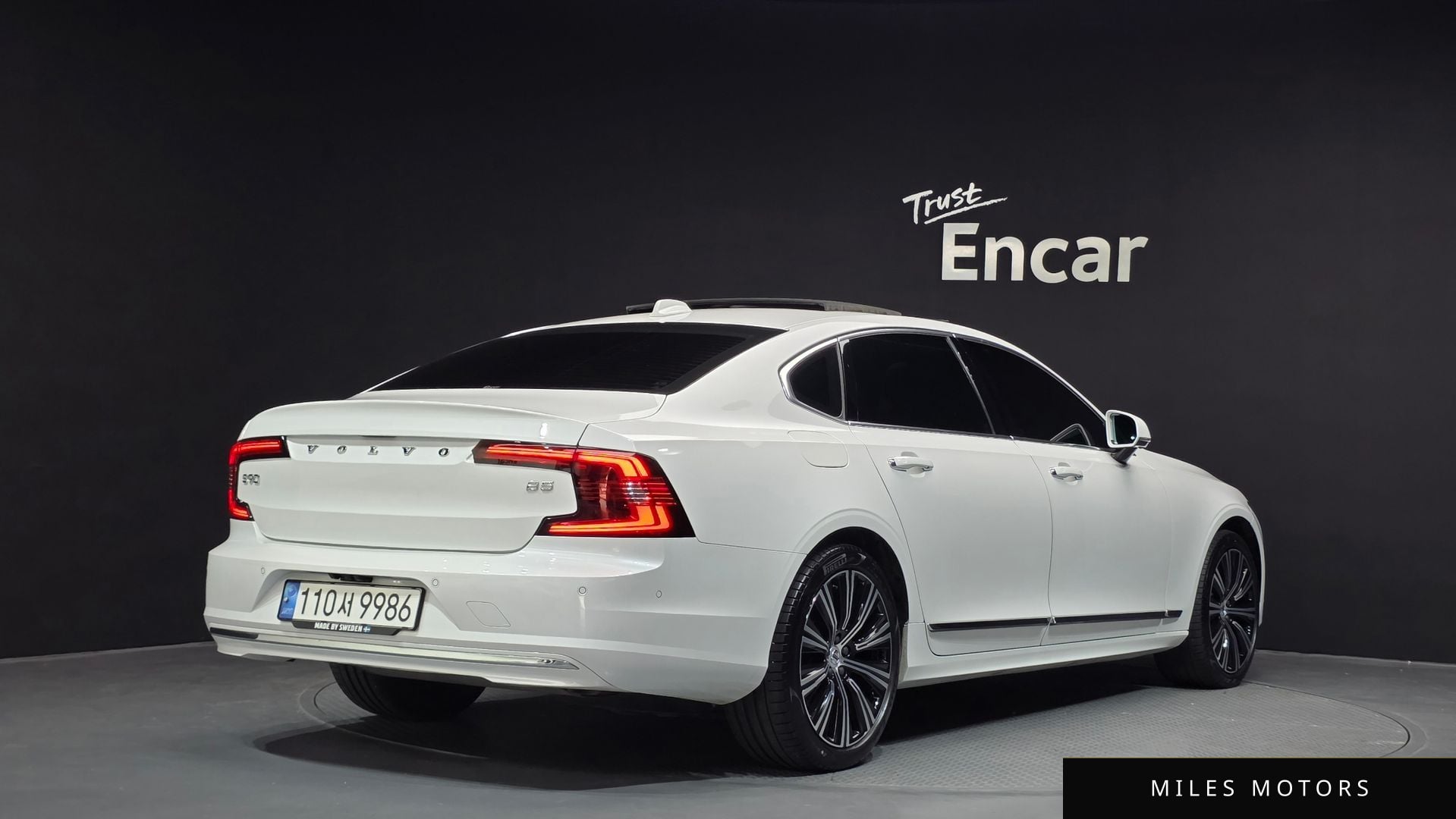 Volvo S90 2023 — миниатюра 2