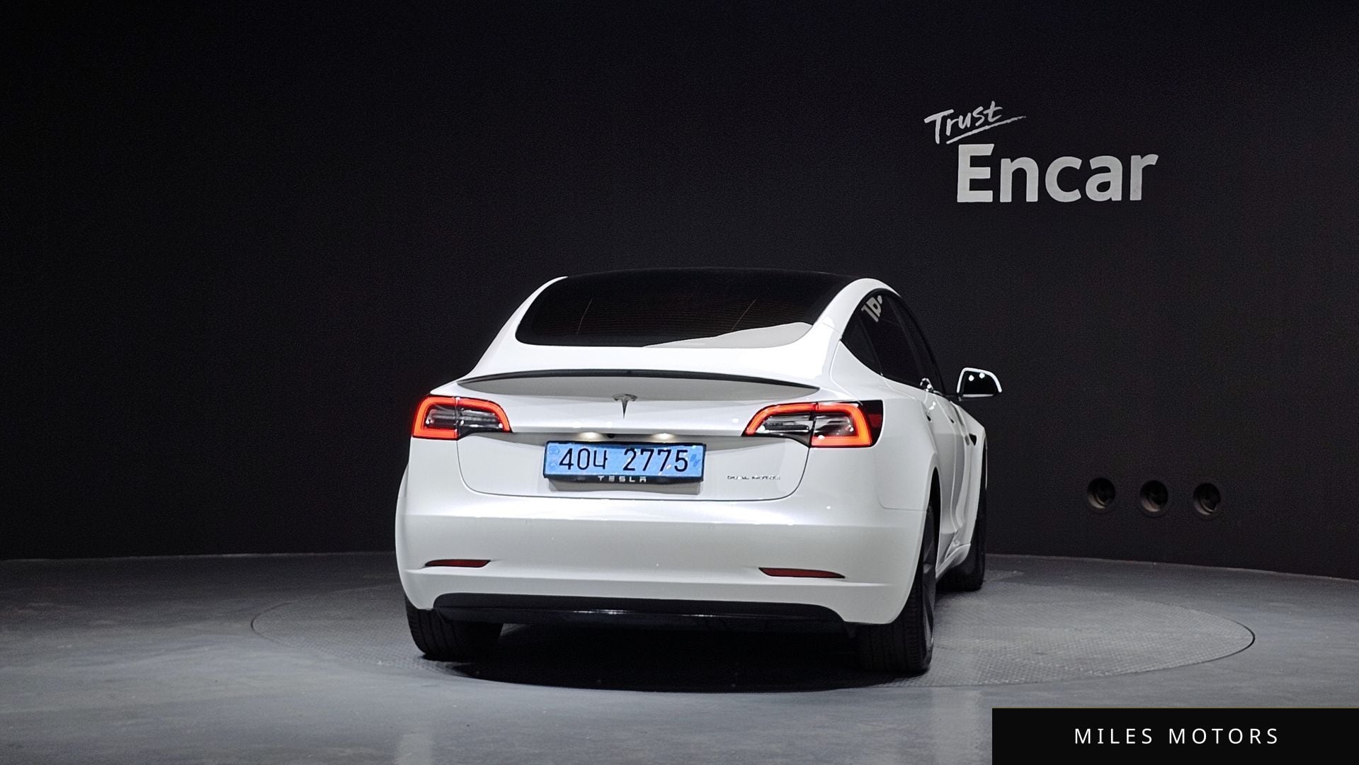 Tesla Model 3 2021 — миниатюра 4