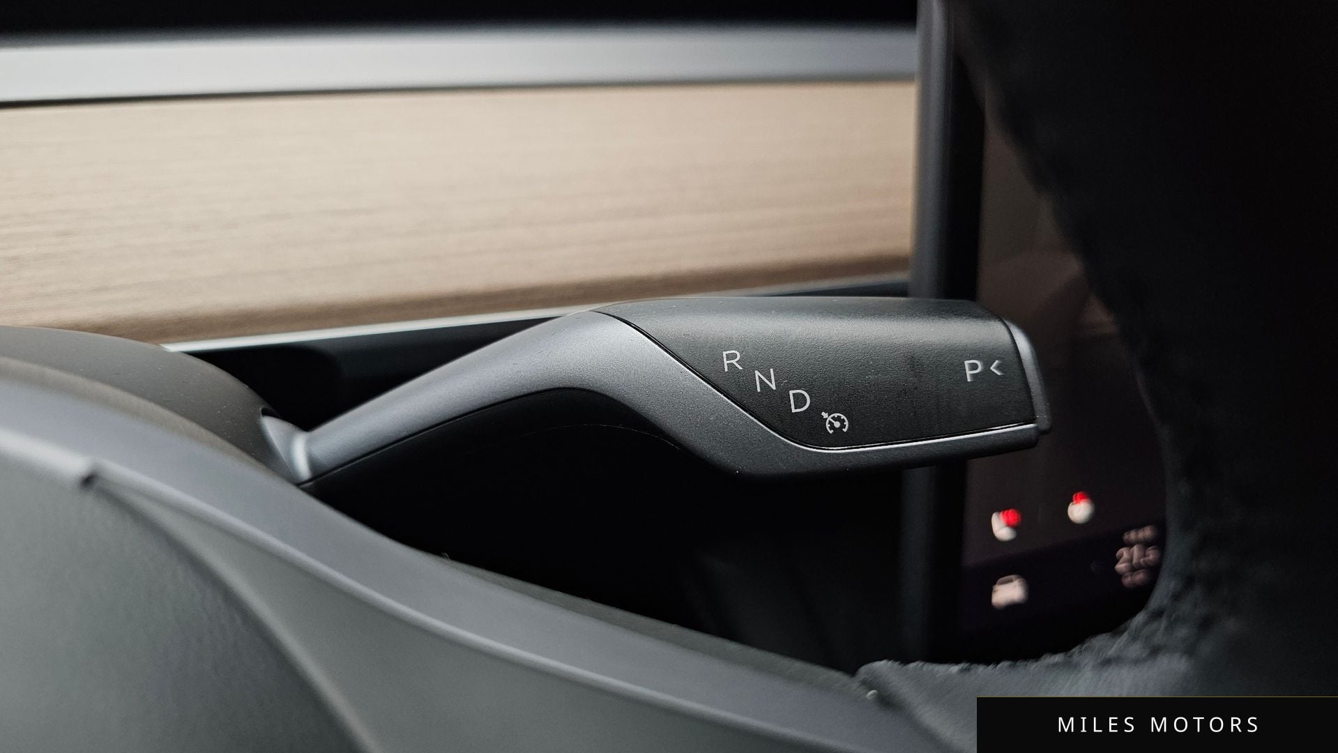 Tesla Model 3 2021 — миниатюра 9