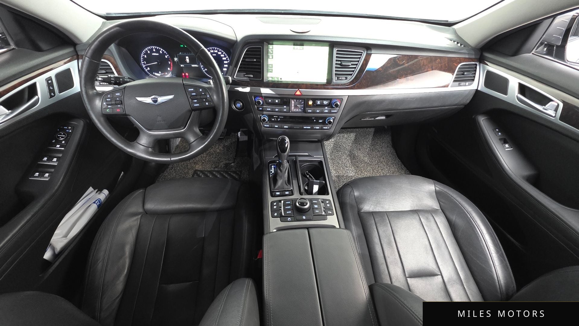 Hyundai Genesis 2016 — миниатюра 10
