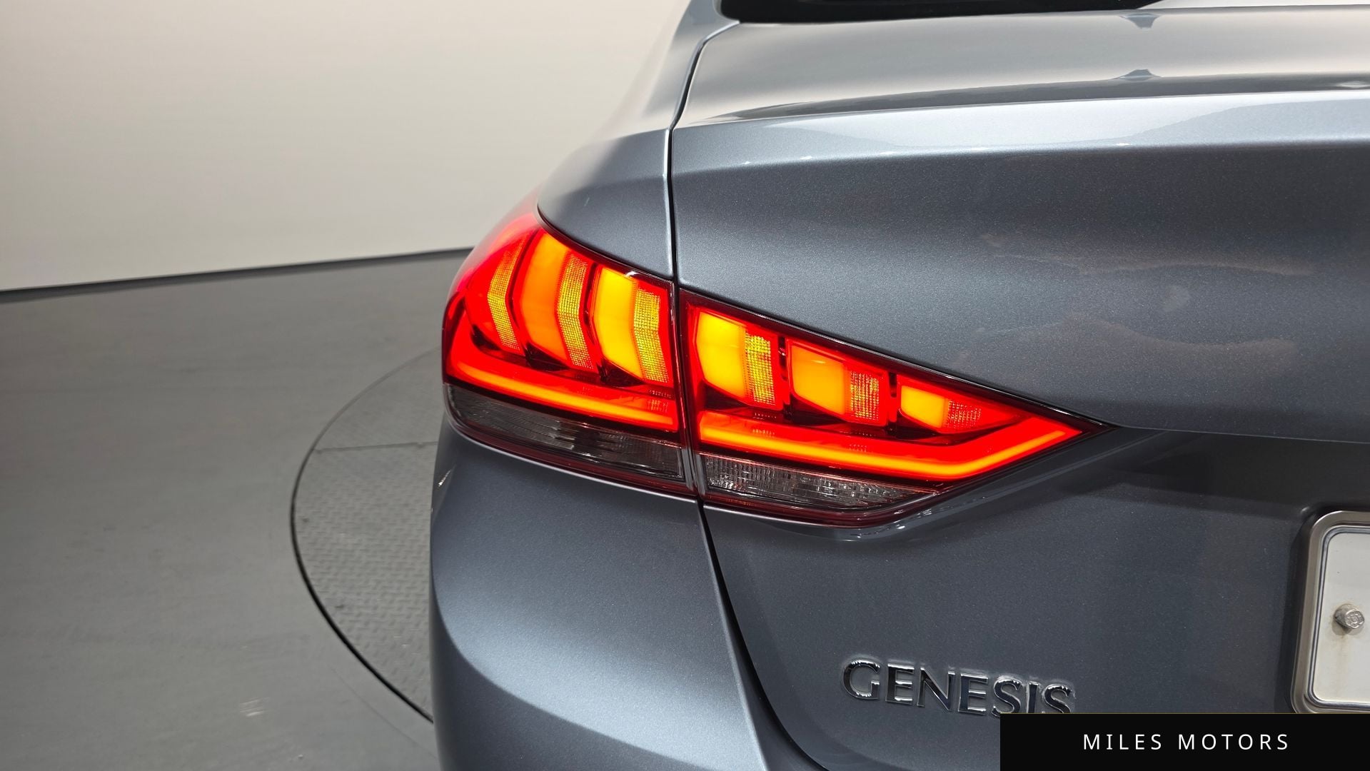 Hyundai Genesis 2016 — миниатюра 9