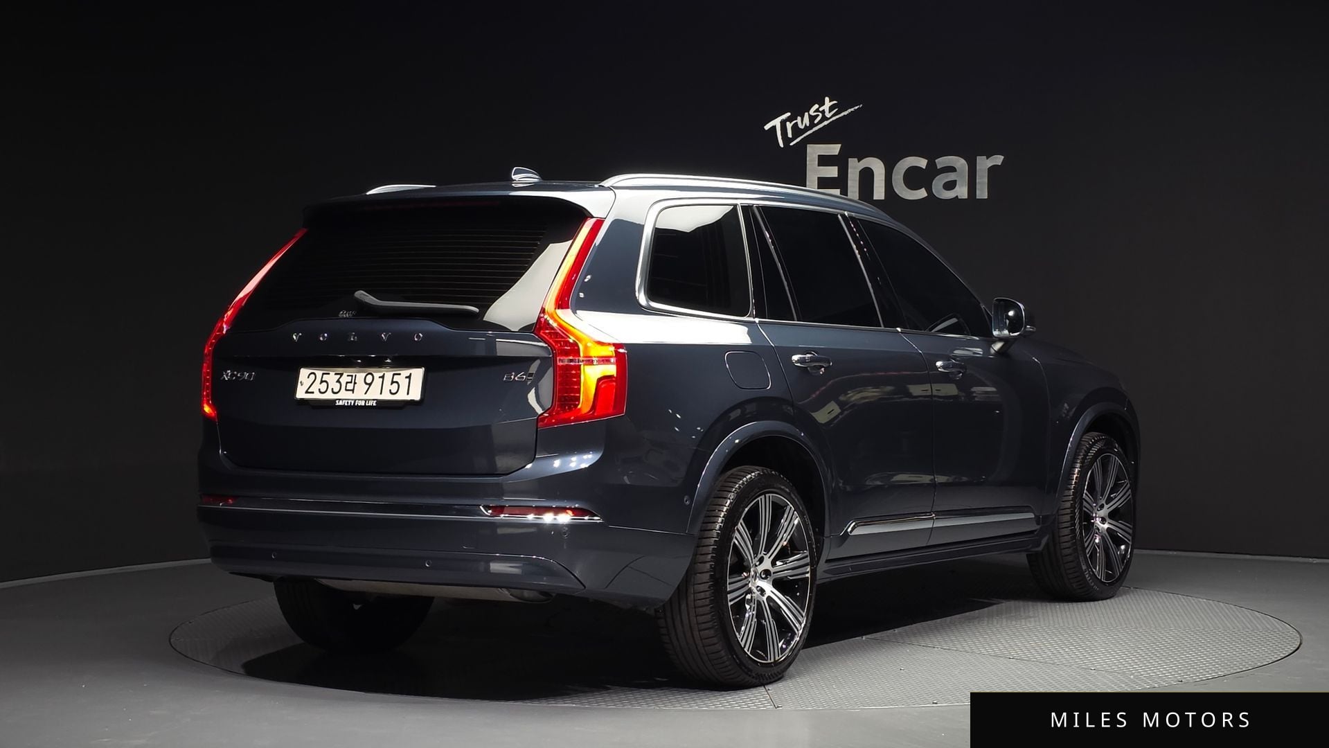 Volvo XC90 2023 — миниатюра 2