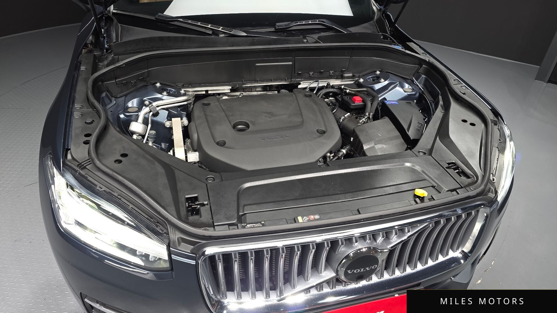 Volvo XC90 2023 — миниатюра 6