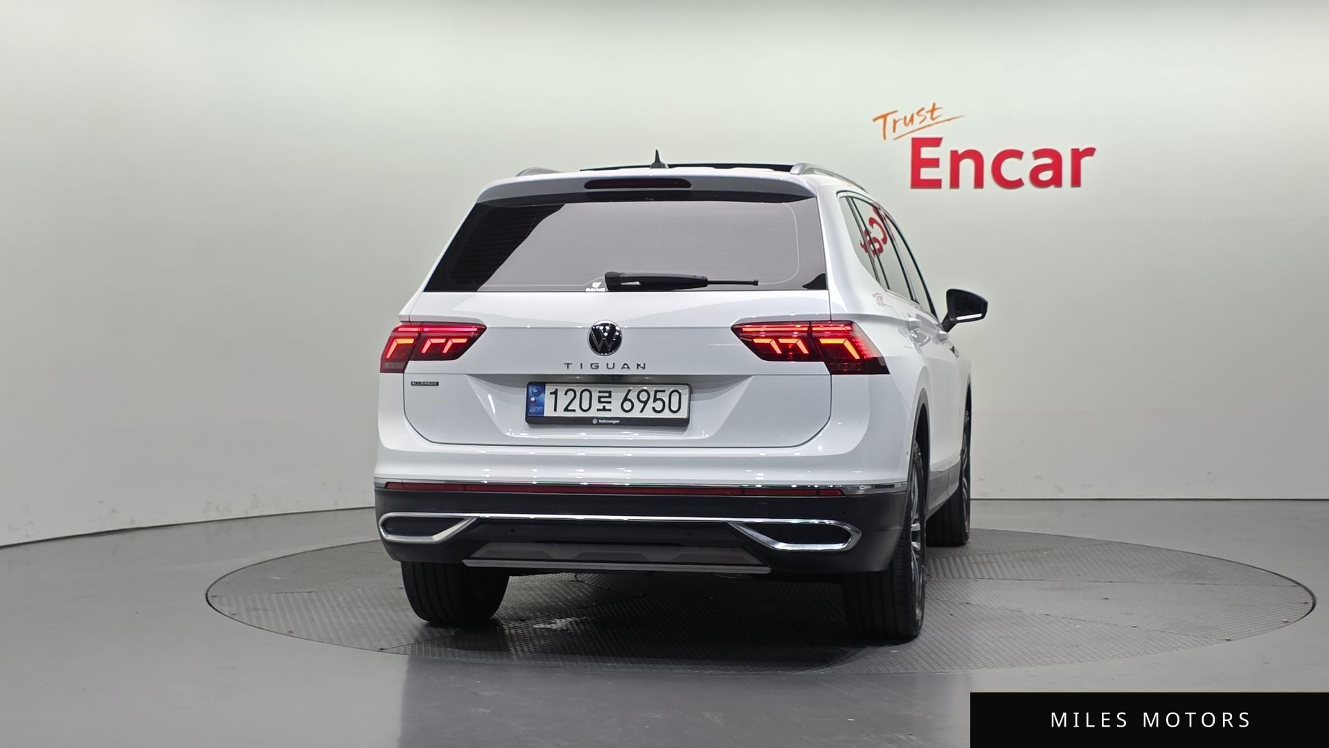 Volkswagen Tiguan 2023 — миниатюра 4