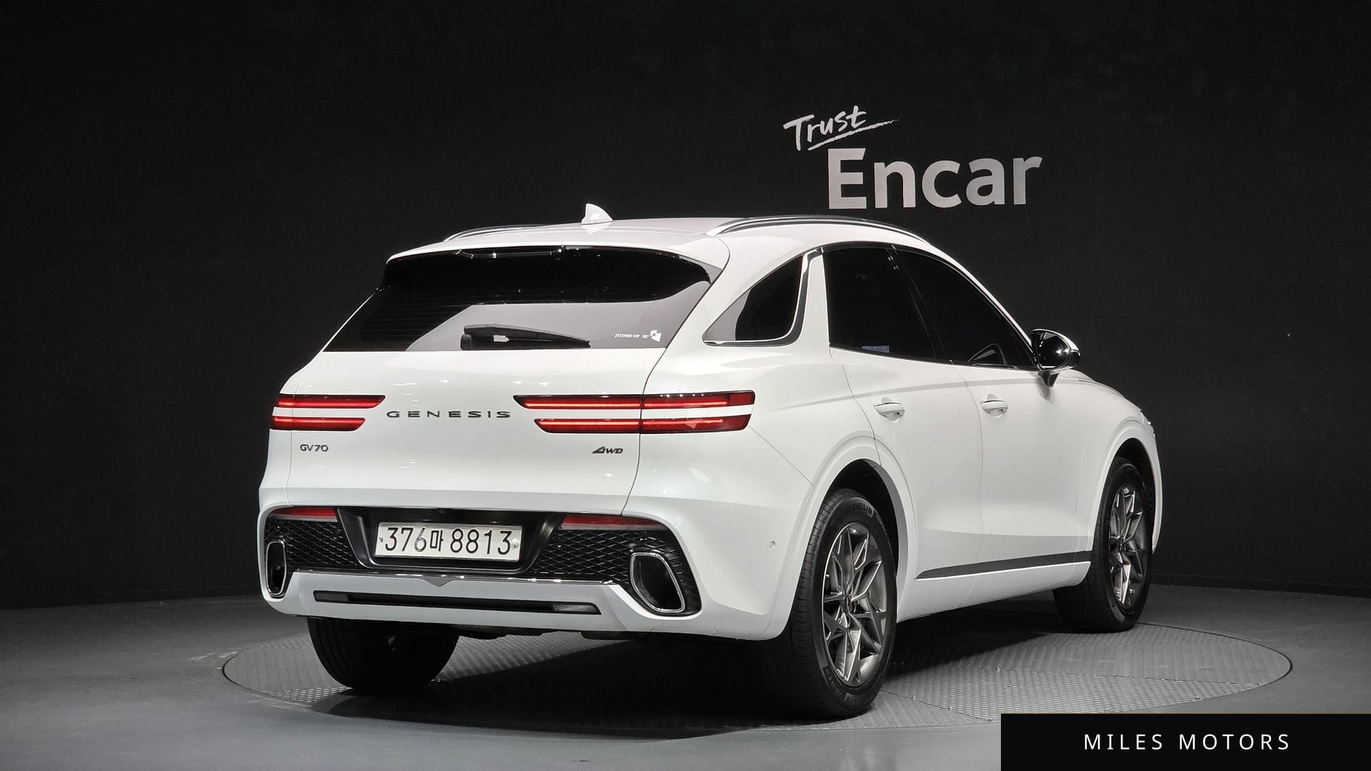 Genesis GV70 2023 — миниатюра 2