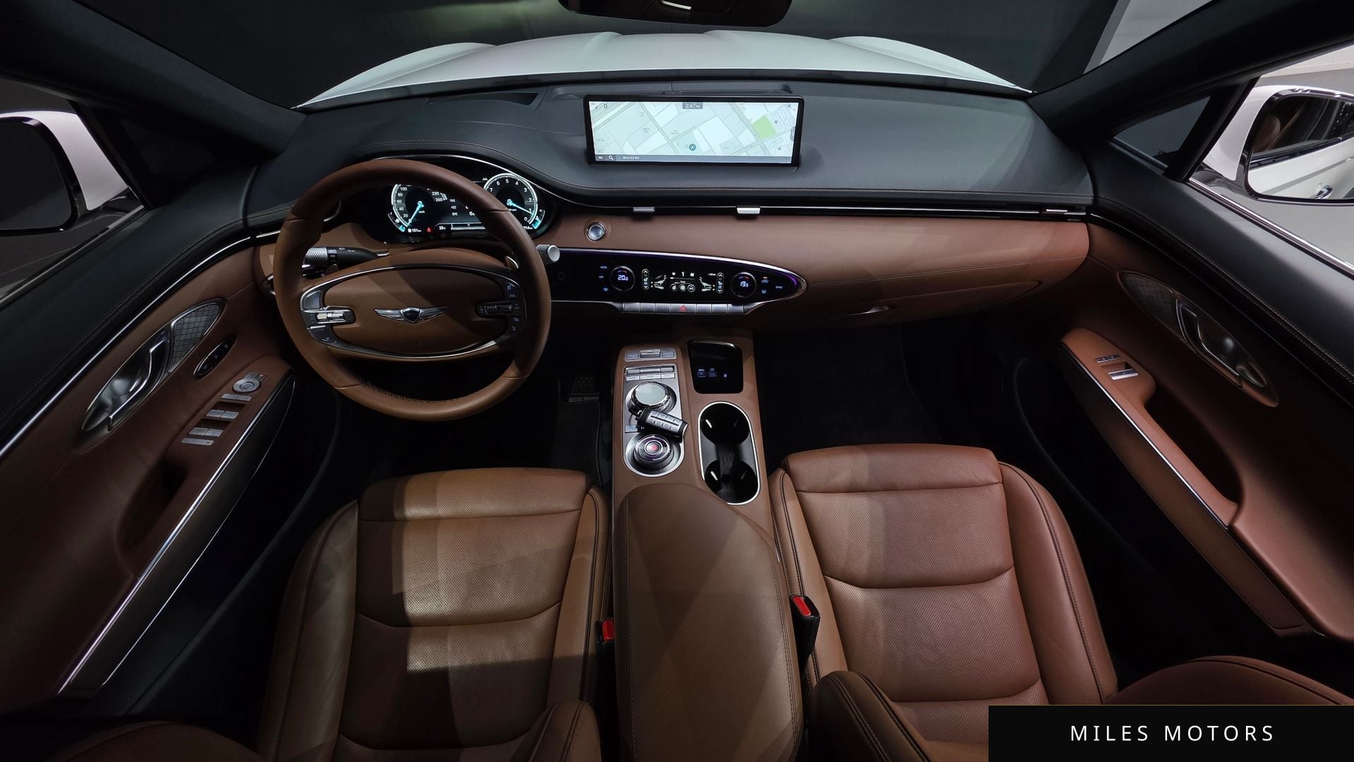 Genesis GV70 2023 — миниатюра 10