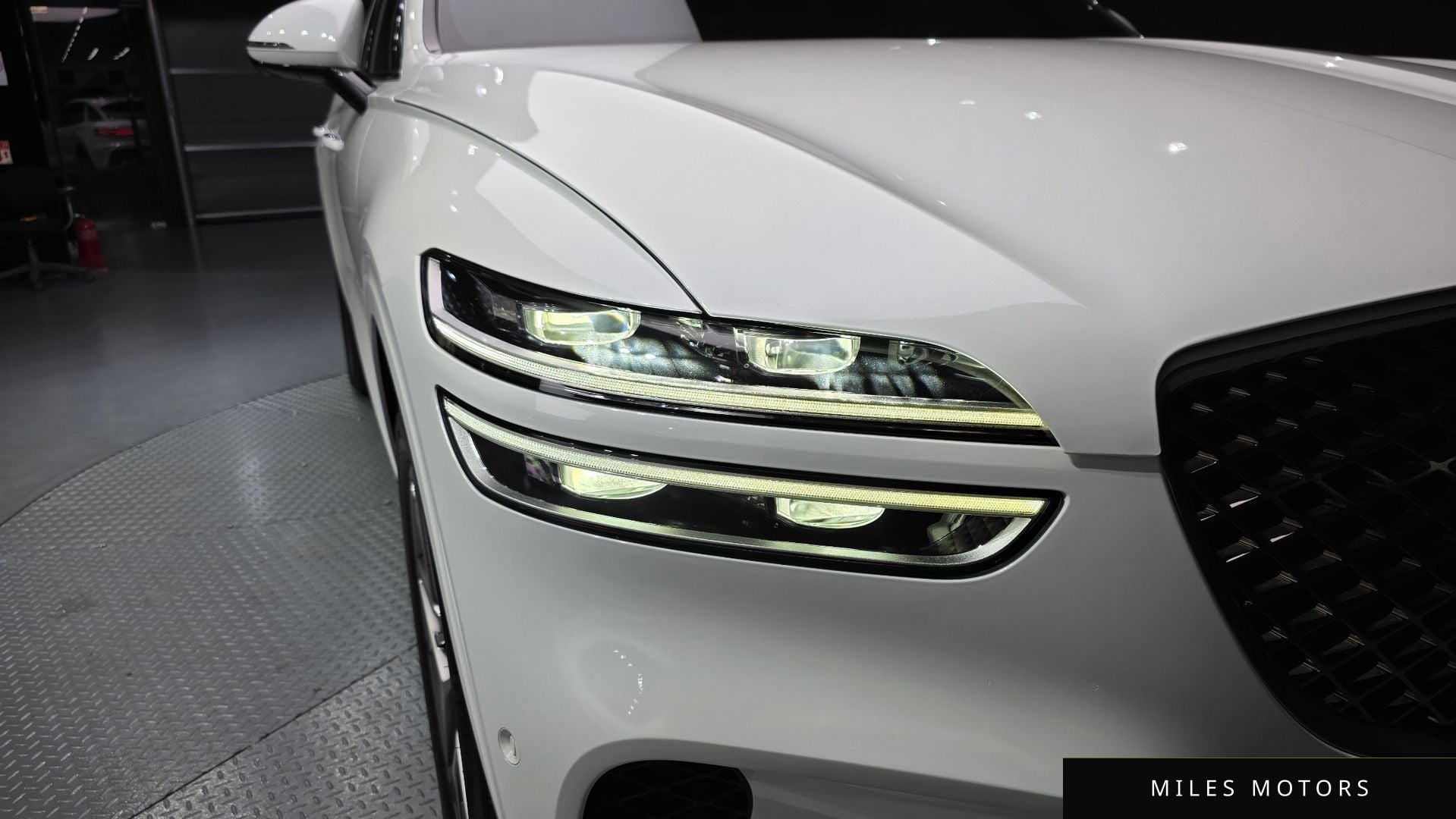 Genesis GV70 2023 — миниатюра 8