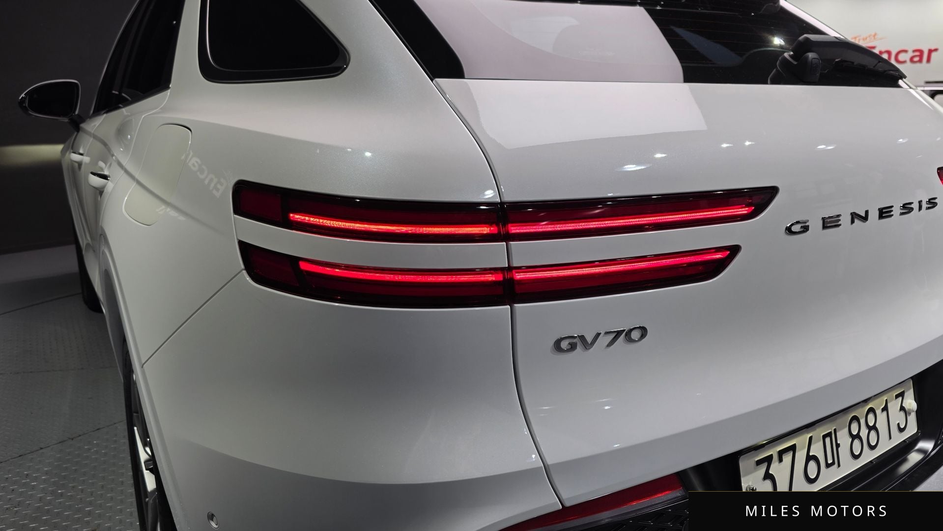 Genesis GV70 2023 — миниатюра 9
