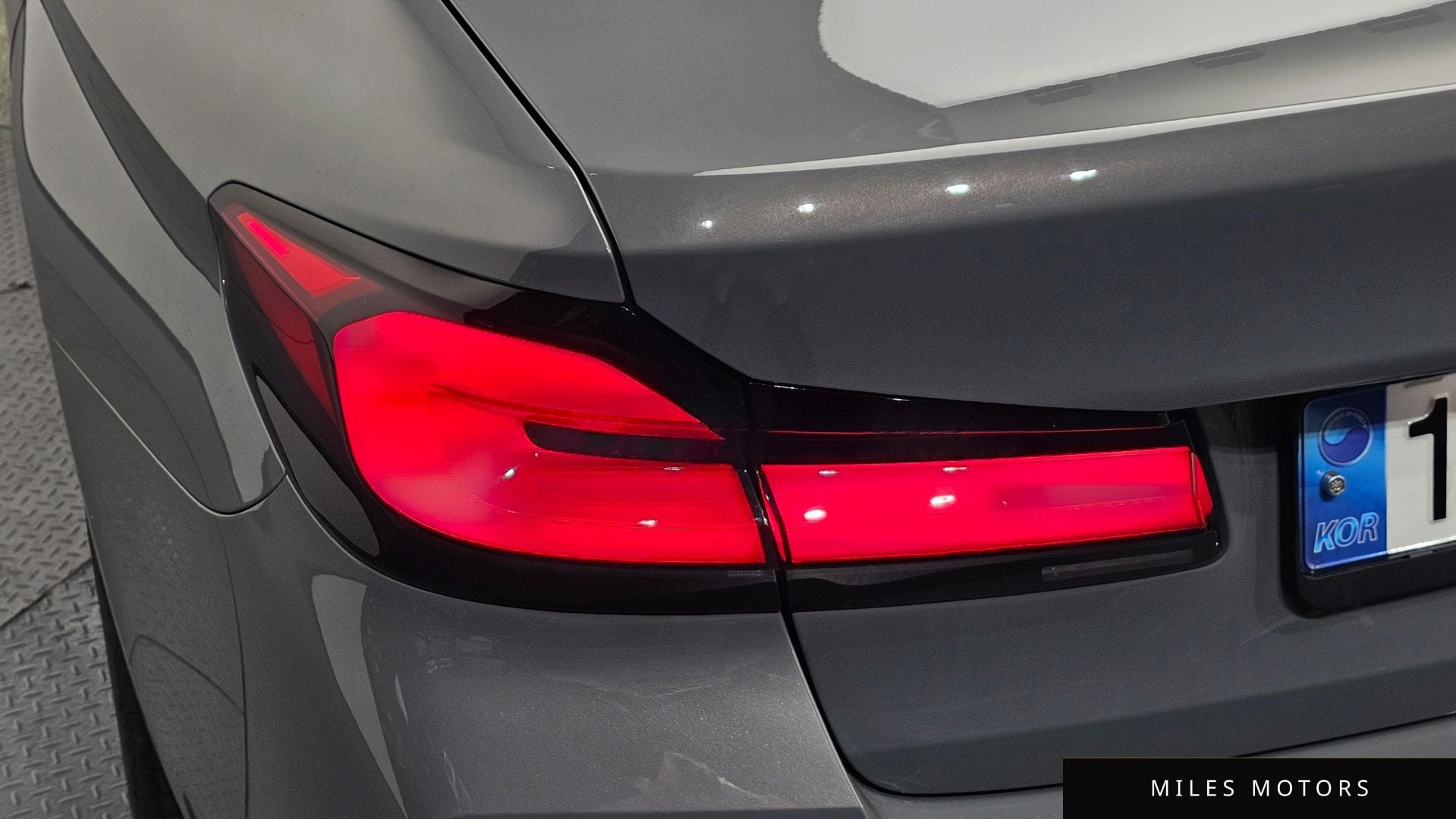 BMW 5 Series (G30) 2022 — миниатюра 9