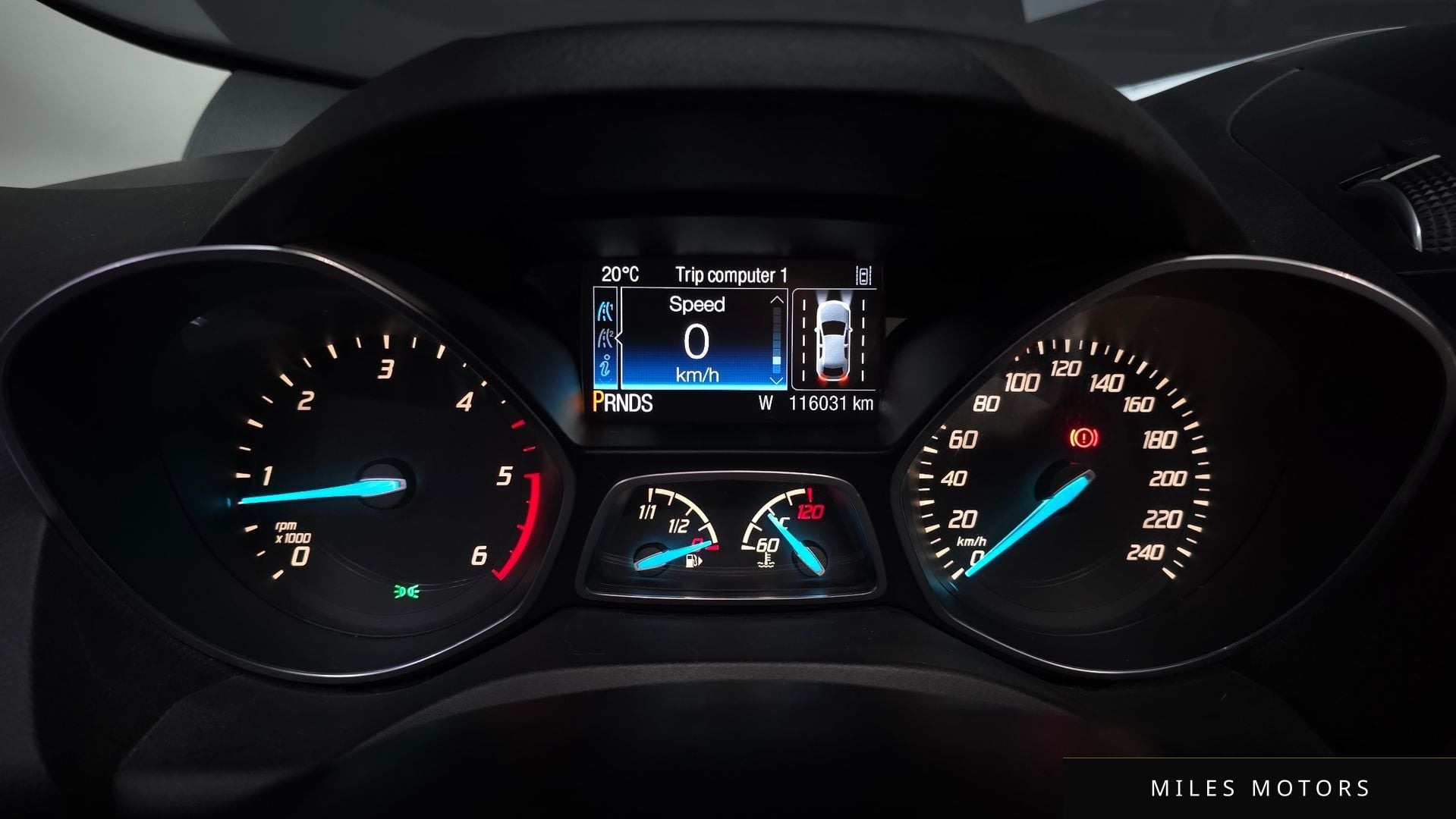 Ford Kuga 2016 — миниатюра 8