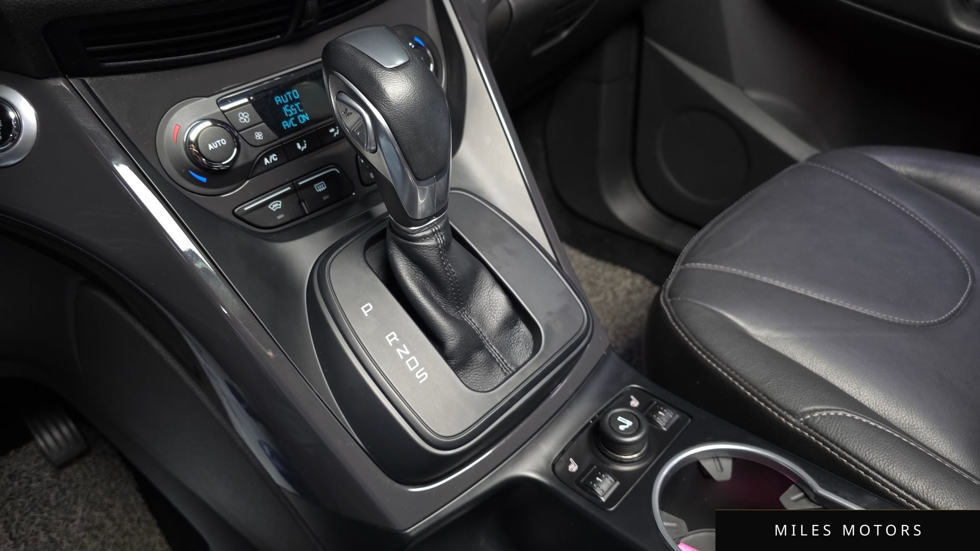 Ford Kuga 2016 — миниатюра 9