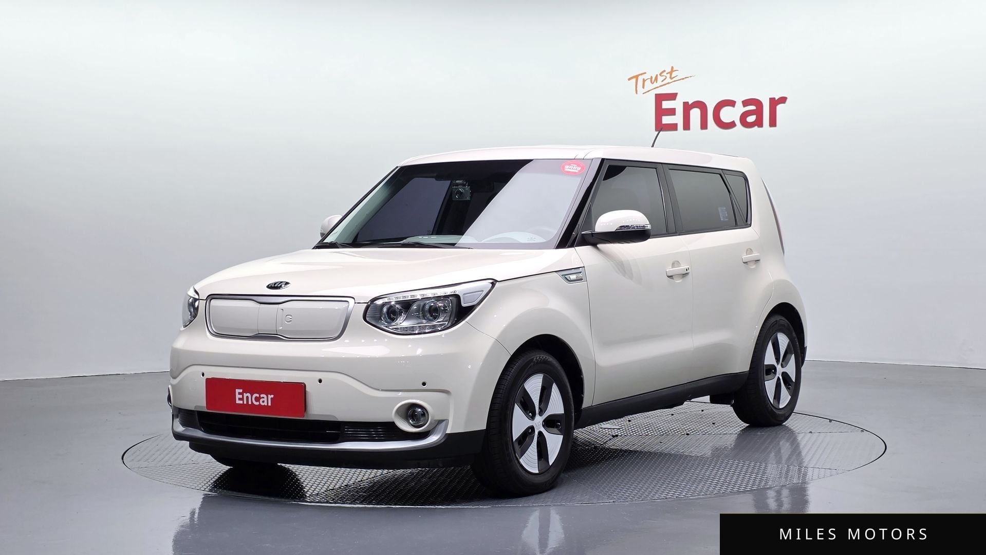 Kia Soul 2017 — фото 1 из 12