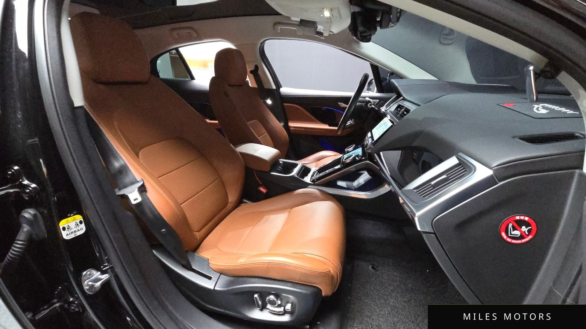 Jaguar I-PACE 2020 — миниатюра 11