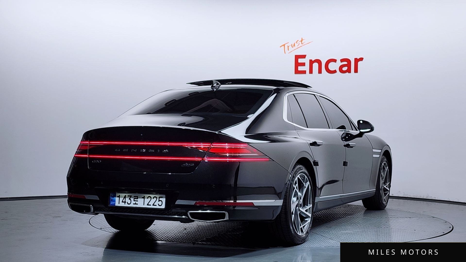 Genesis G90 (RS4) 2022 — миниатюра 2