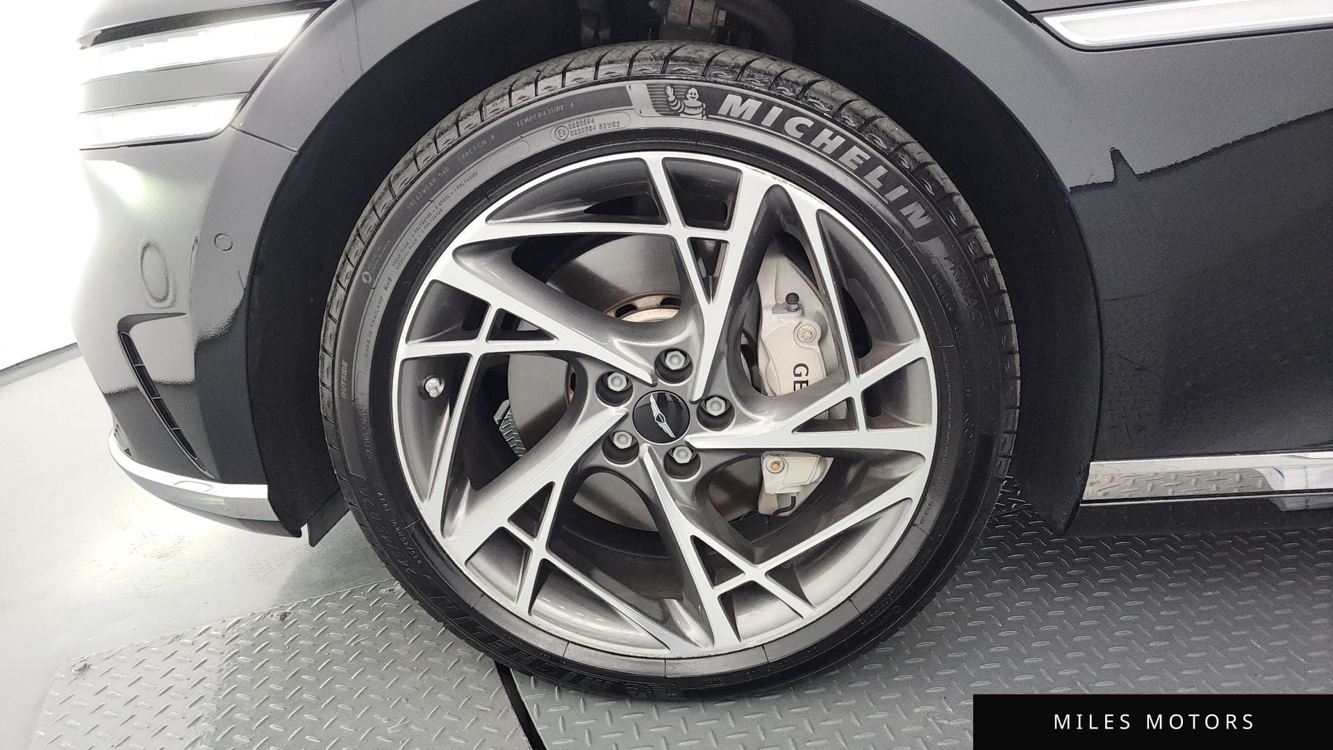 Genesis G90 (RS4) 2022 — миниатюра 5