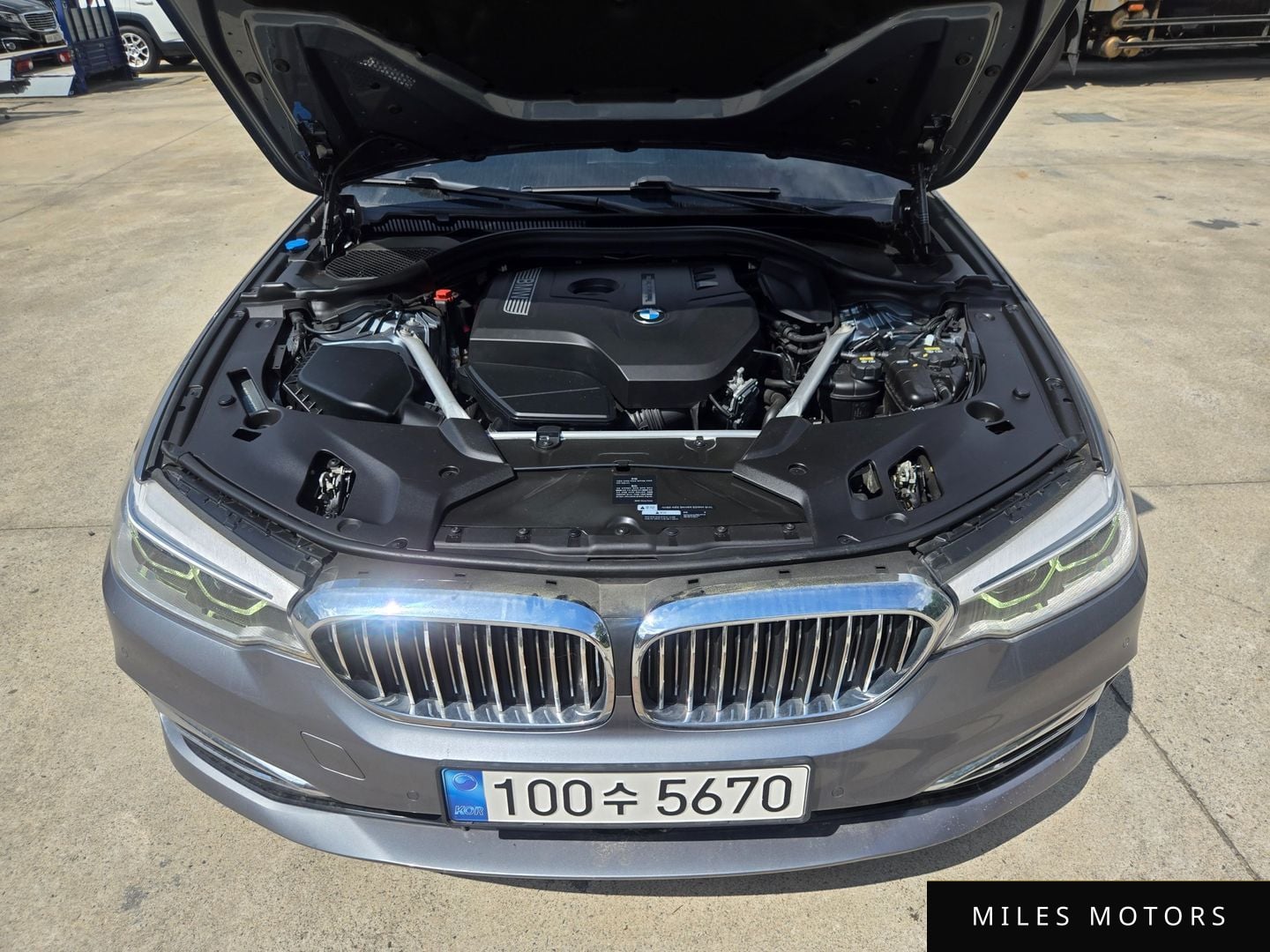 BMW 5 Series (G30) 2018 — миниатюра 6