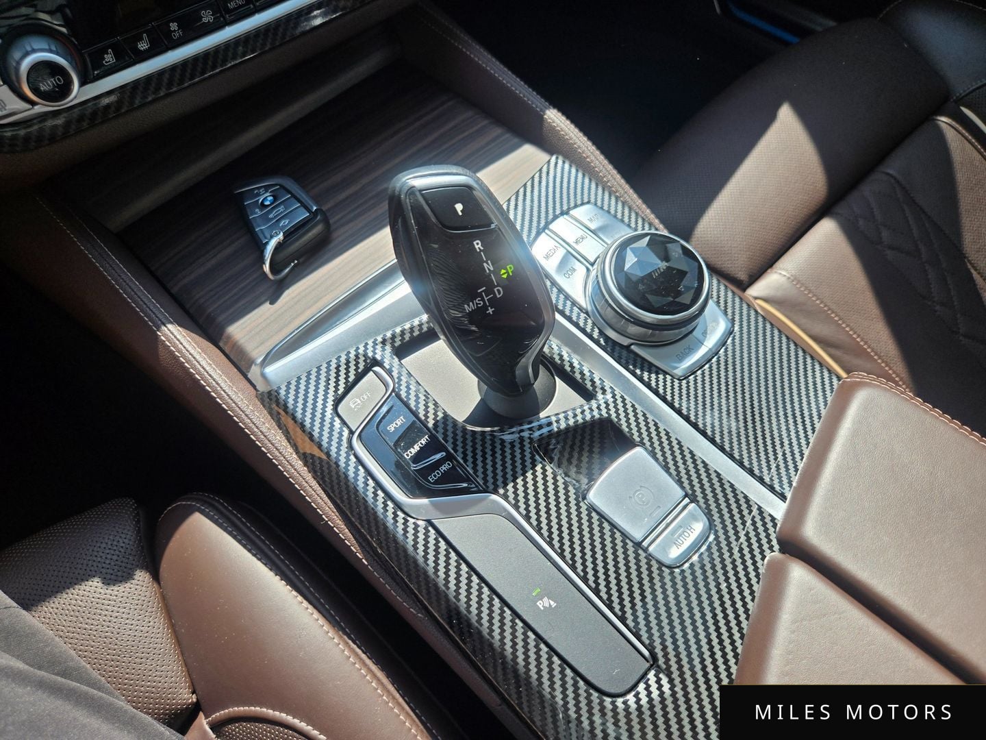 BMW 5 Series (G30) 2018 — миниатюра 9