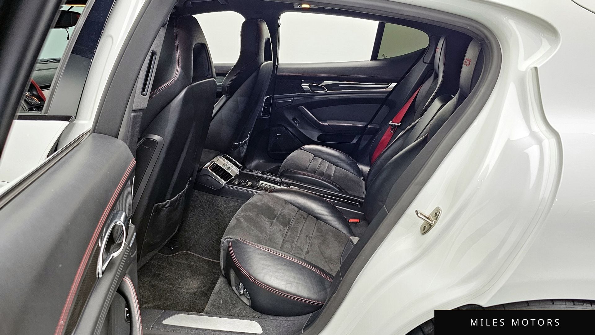 Porsche Panamera 2013 — миниатюра 11