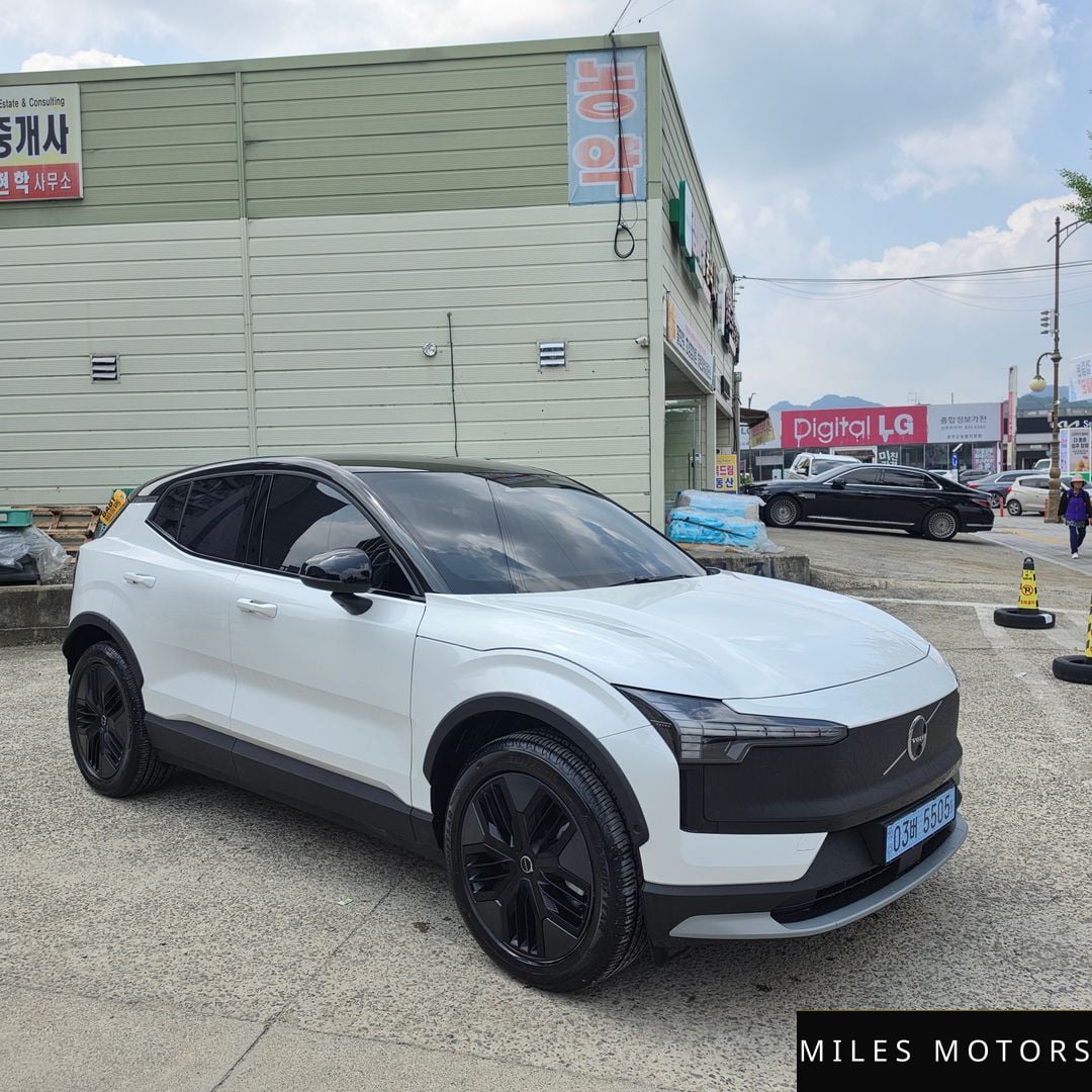 Volvo EX30 2026 — миниатюра 4
