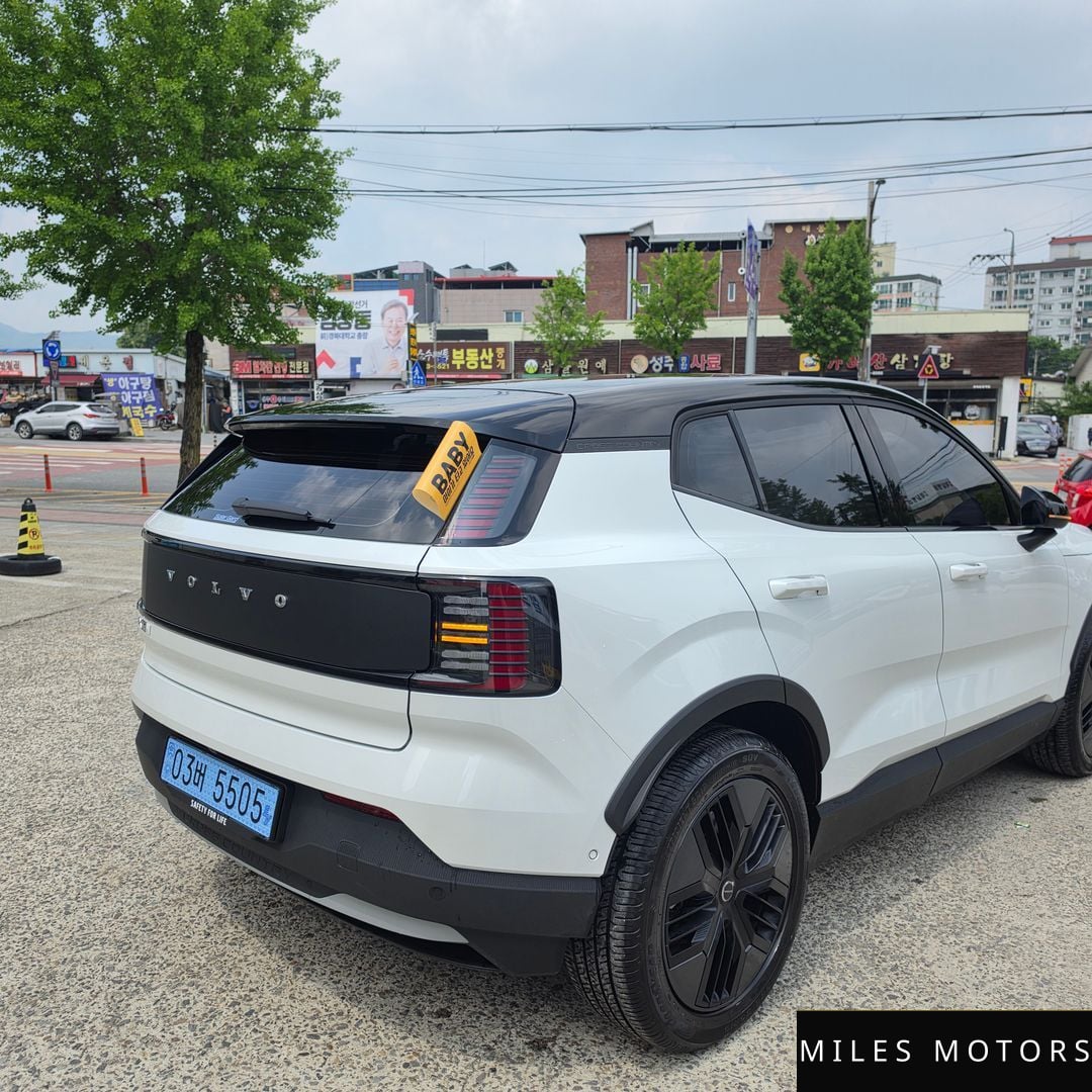 Volvo EX30 2026 — миниатюра 7