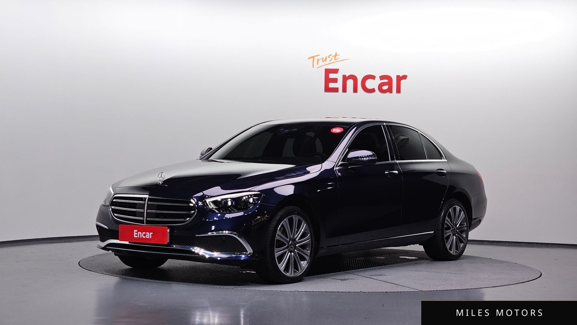 Mercedes-Benz E-Class W213 2023 — фото 1 из 12