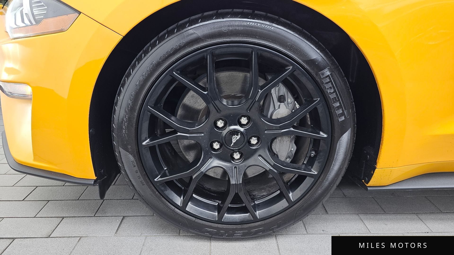 Ford Mustang 2022 — миниатюра 5