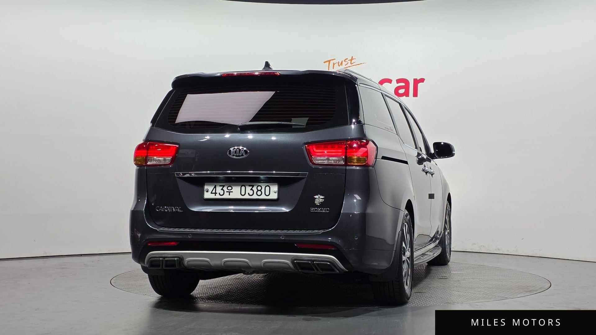 Kia Canival 2017 — миниатюра 4