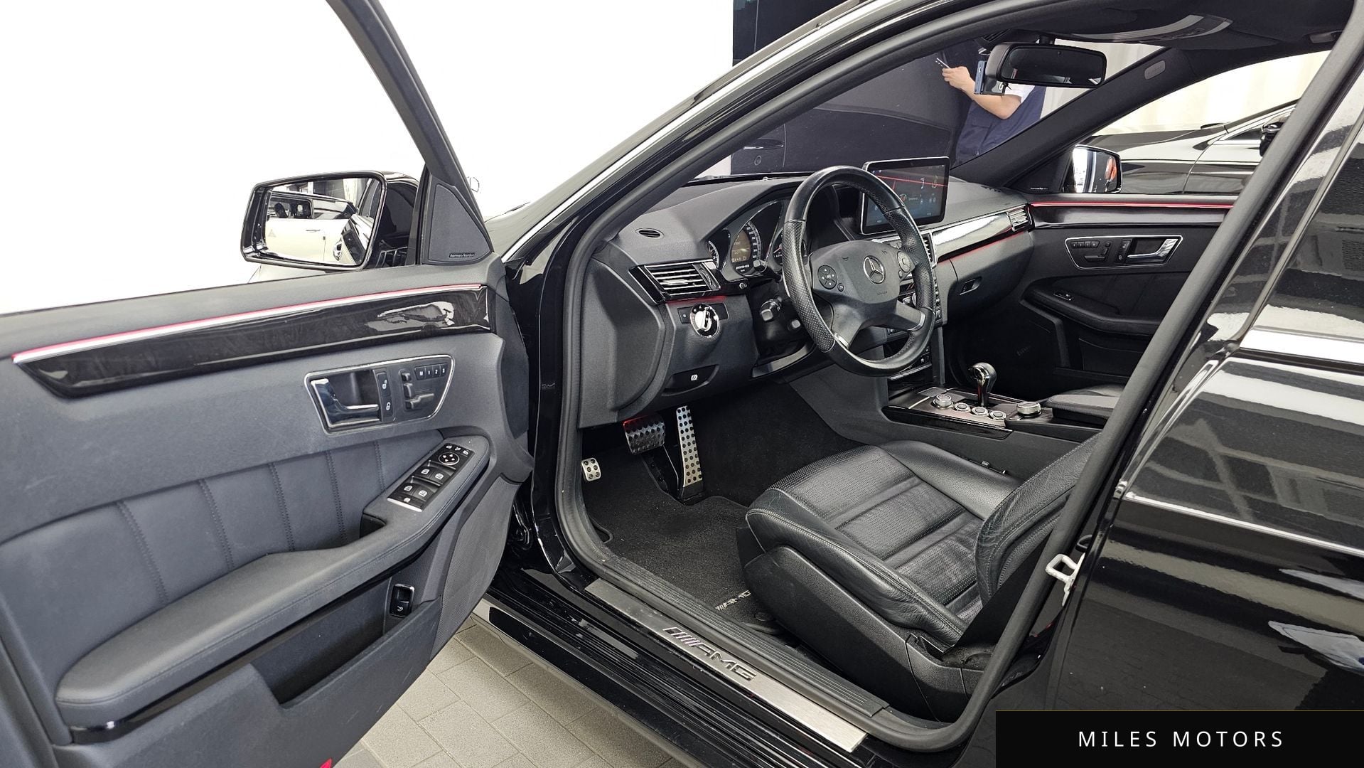 Mercedes-Benz E-Class W212 2010 — миниатюра 10