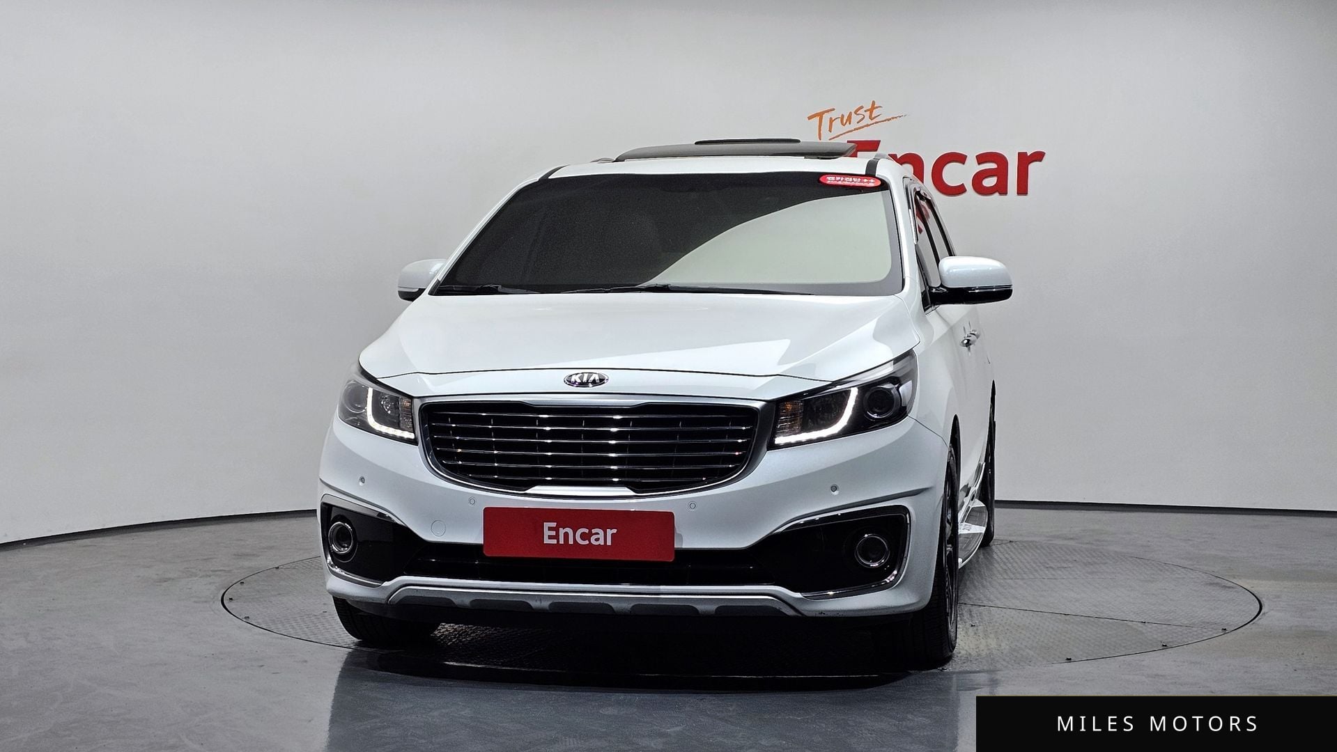 Kia Canival 2016 — миниатюра 2