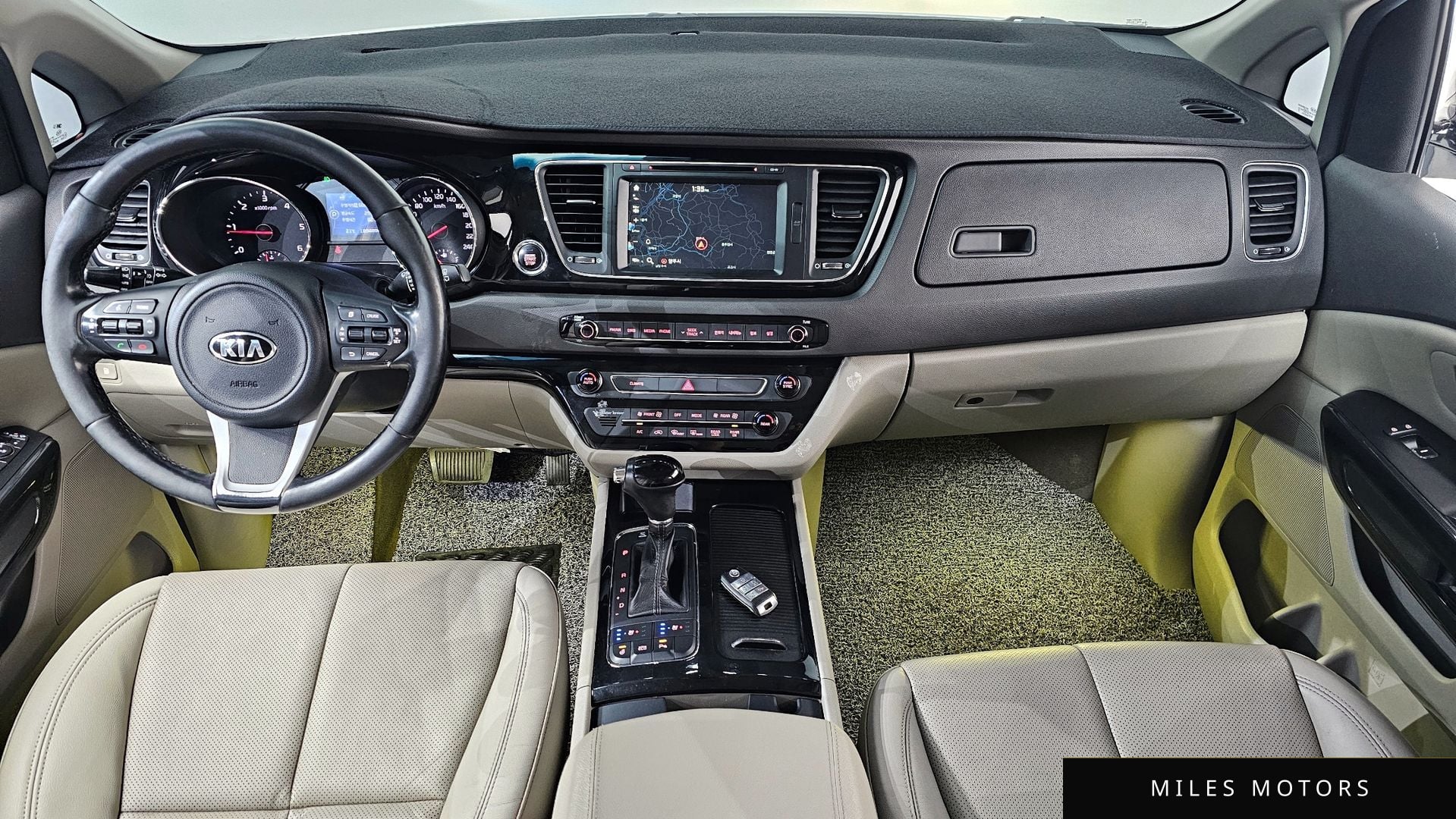 Kia Canival 2016 — миниатюра 9