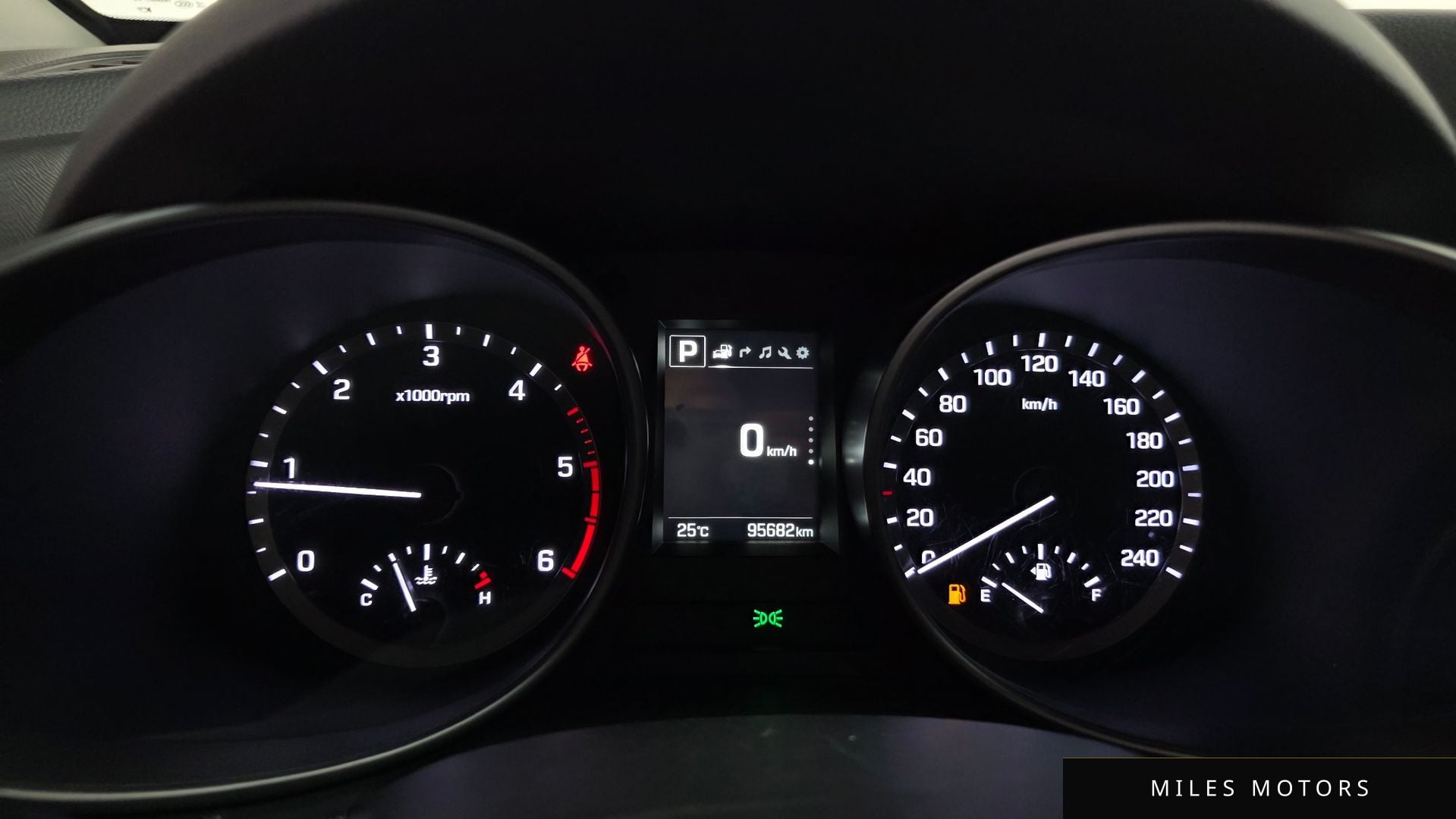 Hyundai Santafe 2017 — миниатюра 11