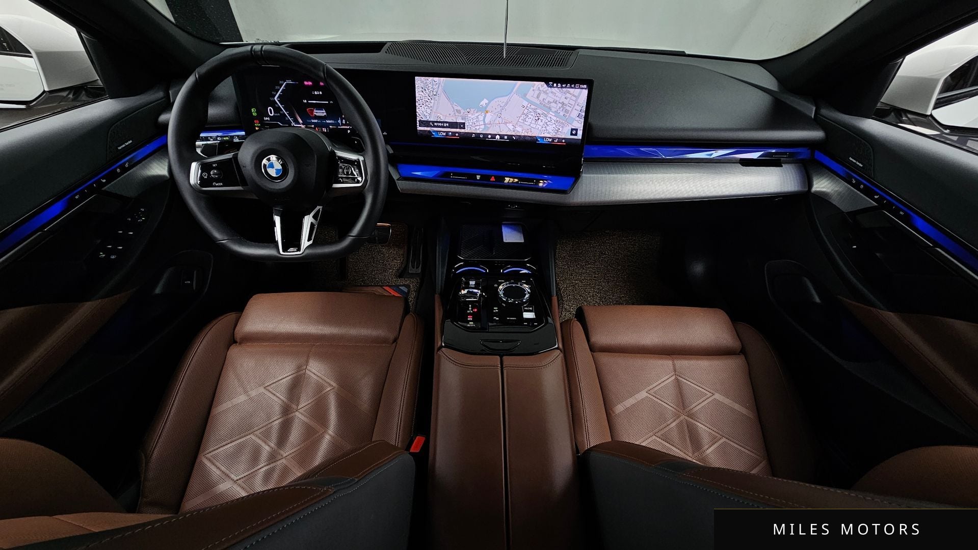 BMW 5 Series (G60) 2024 — миниатюра 10