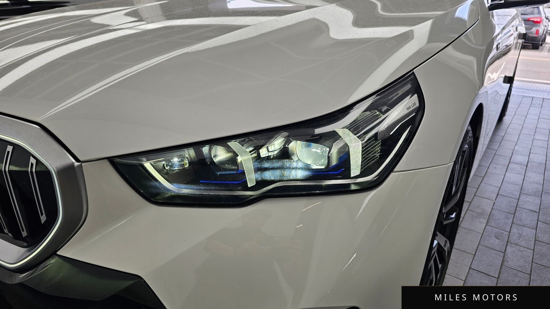 BMW 5 Series (G60) 2024 — миниатюра 8