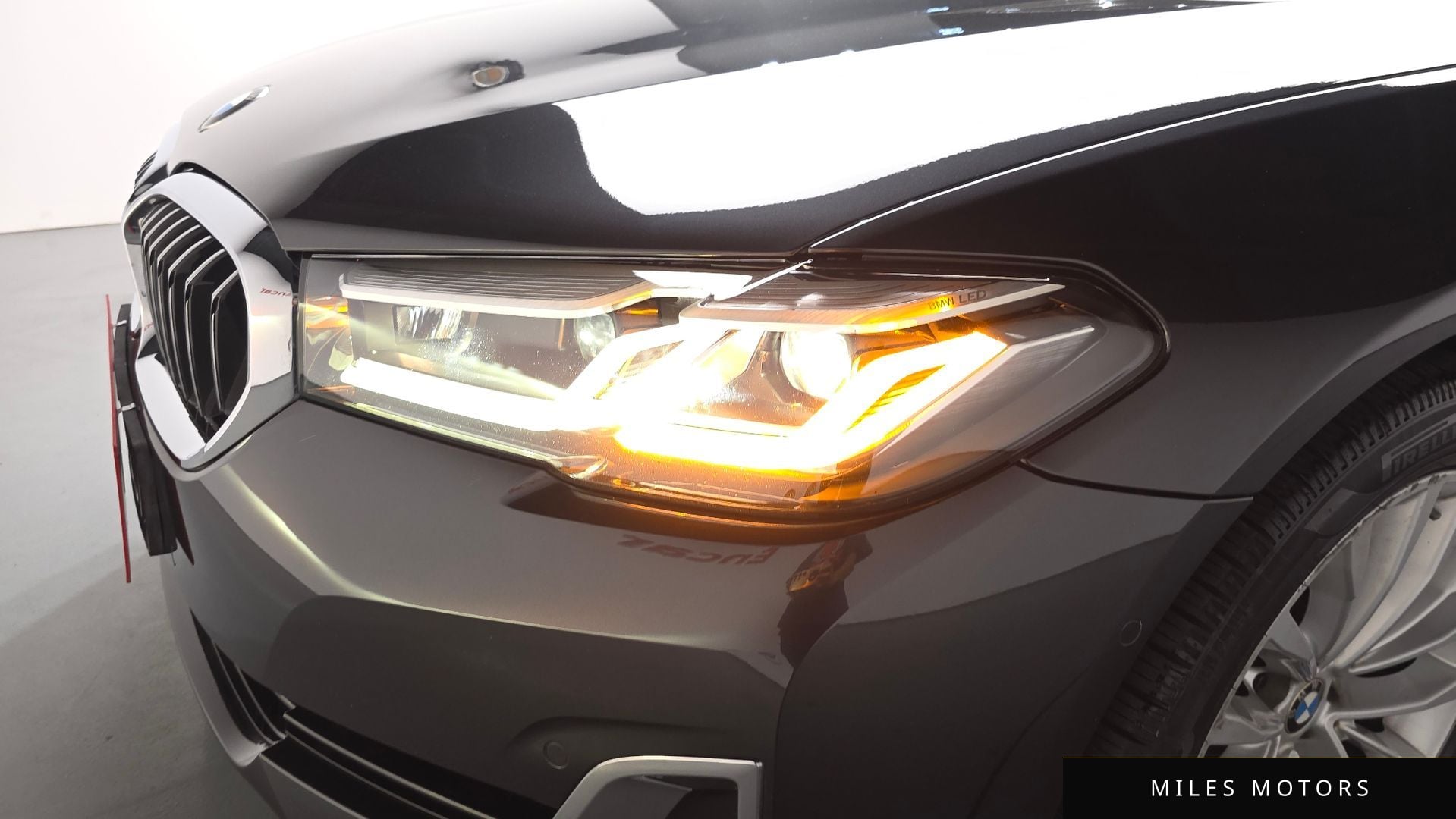 BMW 5 Series (G30) 2022 — миниатюра 7