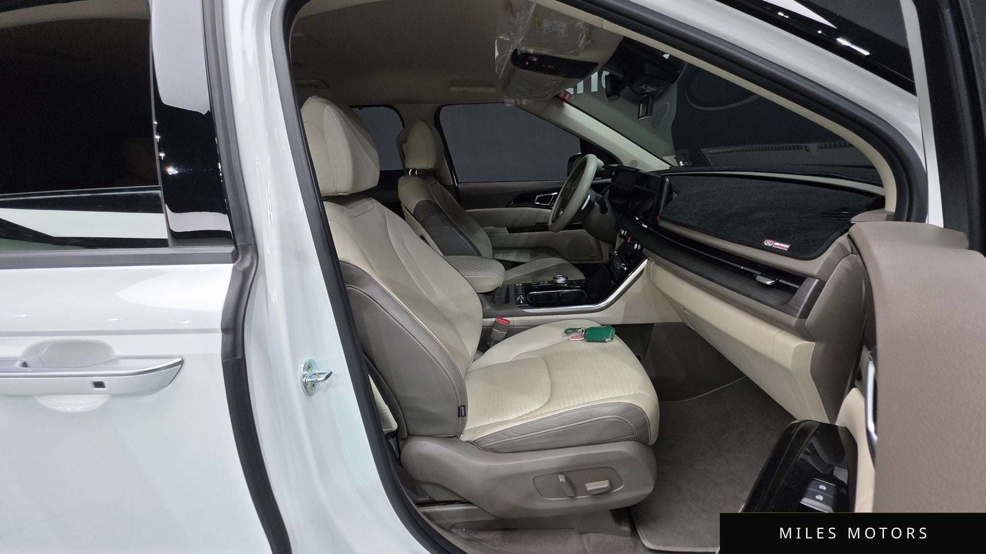 Kia Carnival 2023 — миниатюра 10