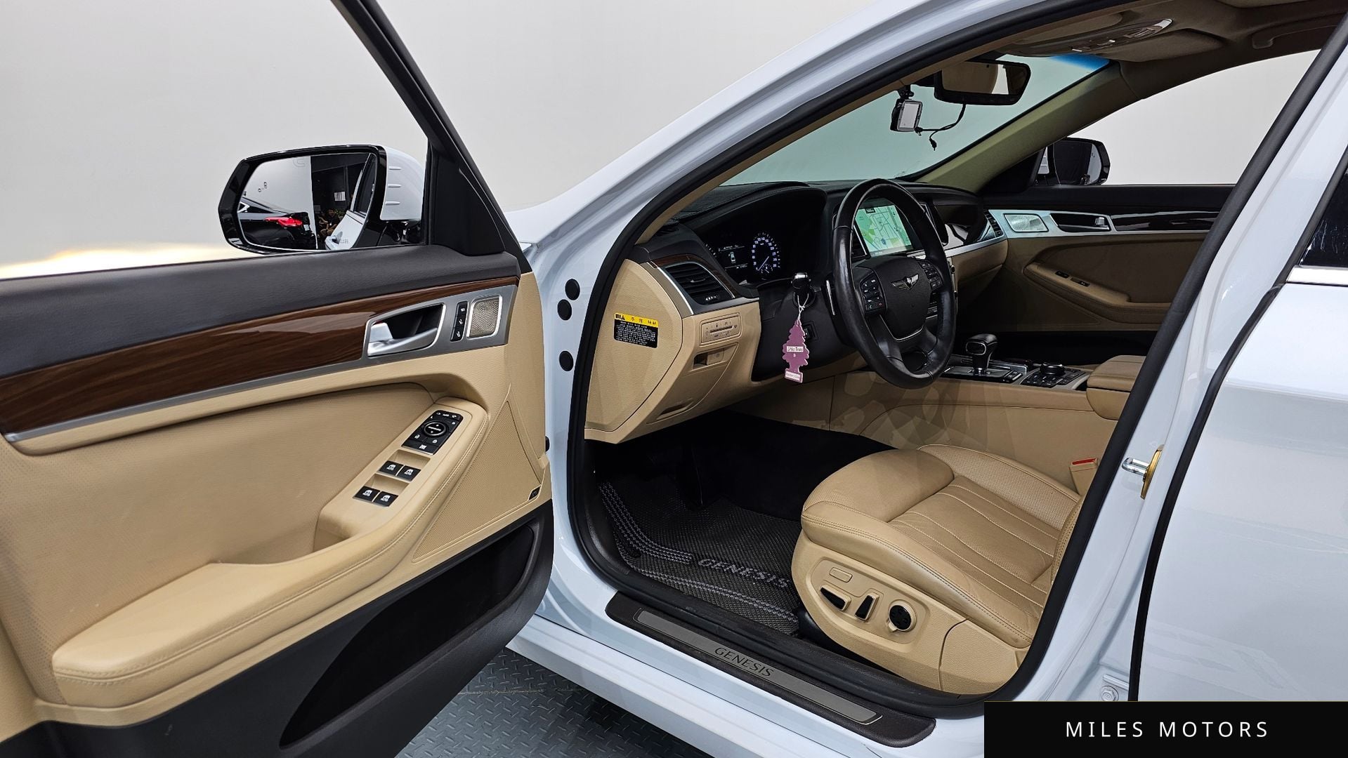 Genesis G80 2017 — миниатюра 10