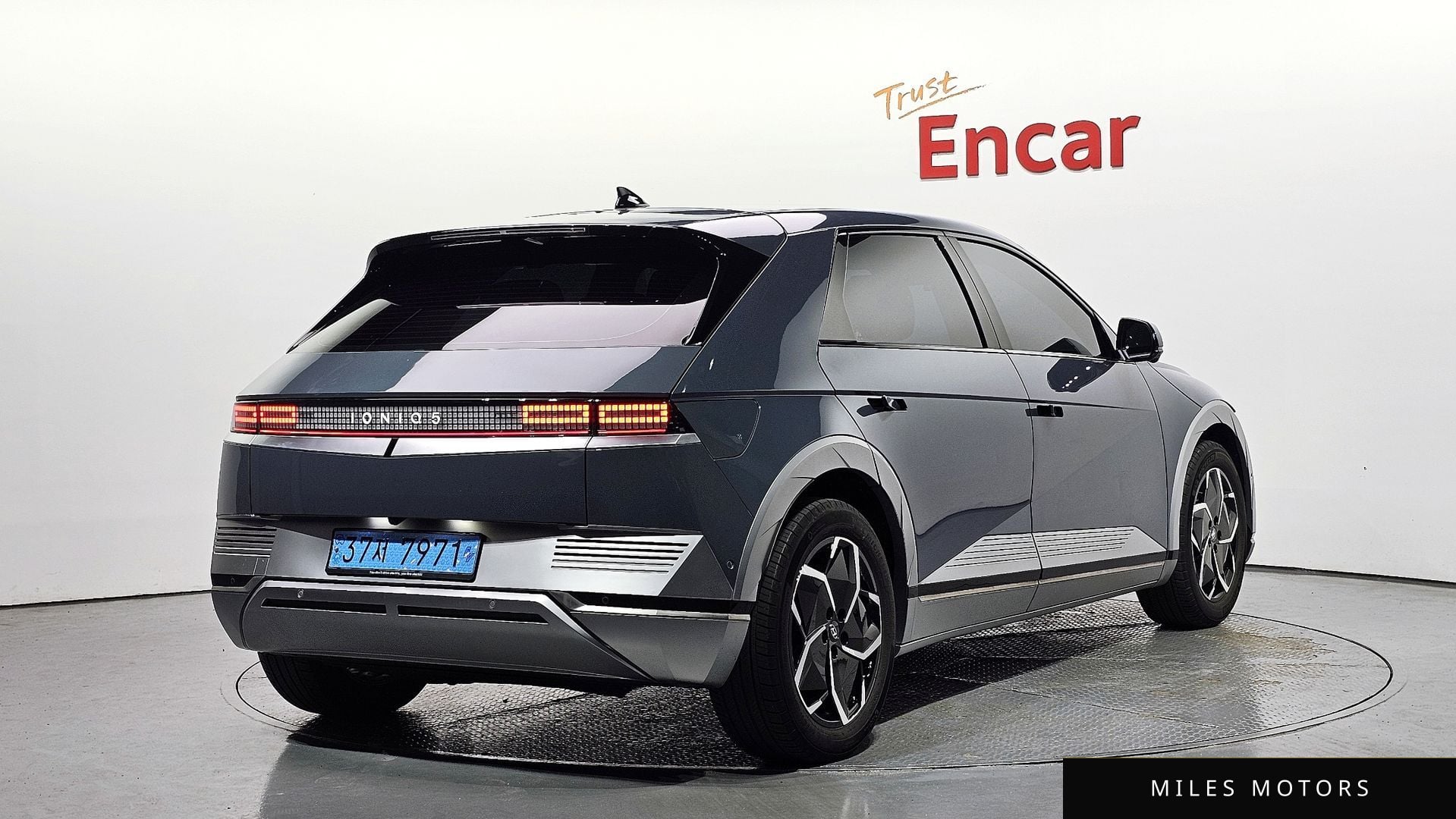 Hyundai Ioniq5 2022 — миниатюра 2