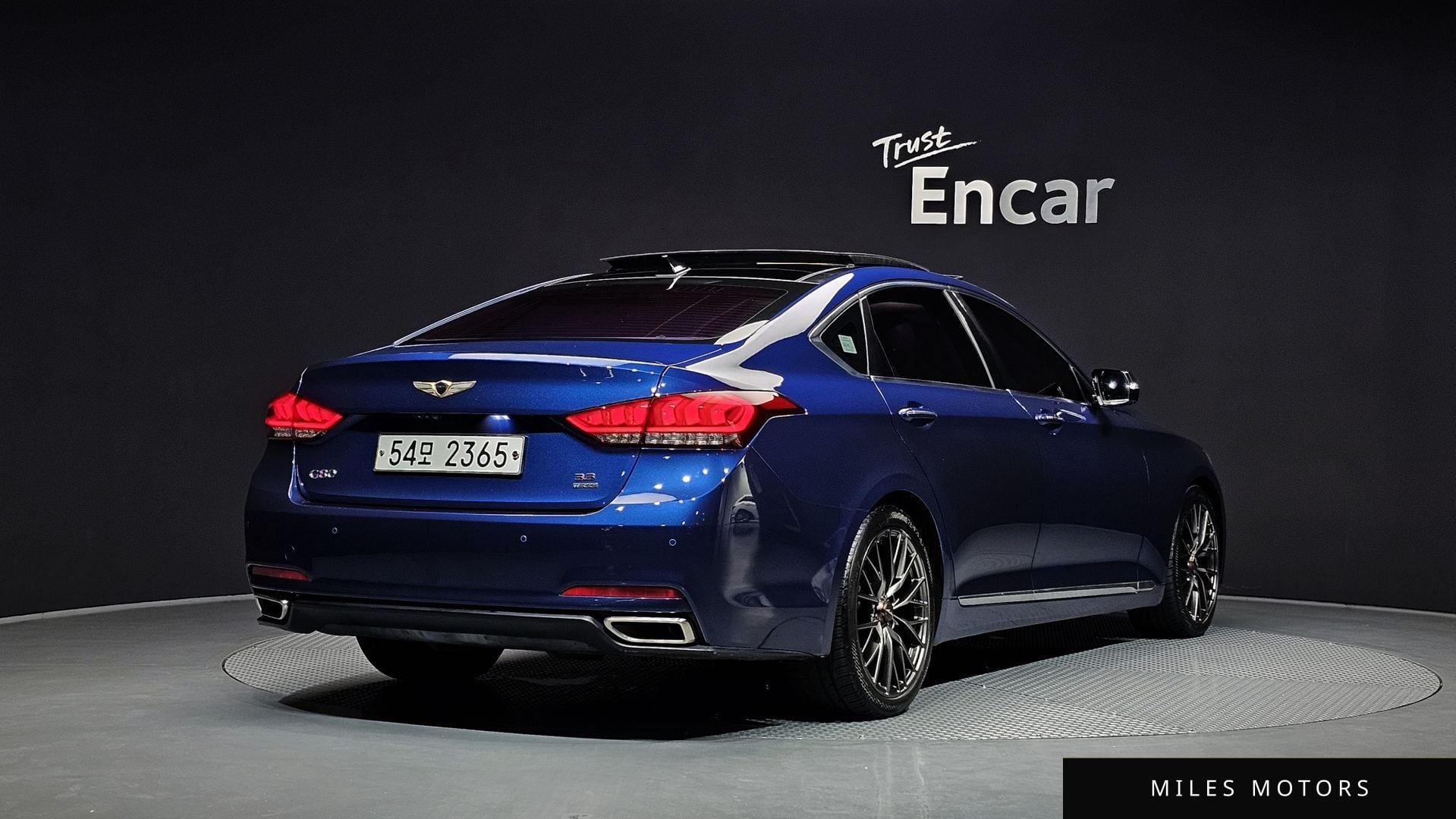 Hyundai Genesis 2016 — миниатюра 2