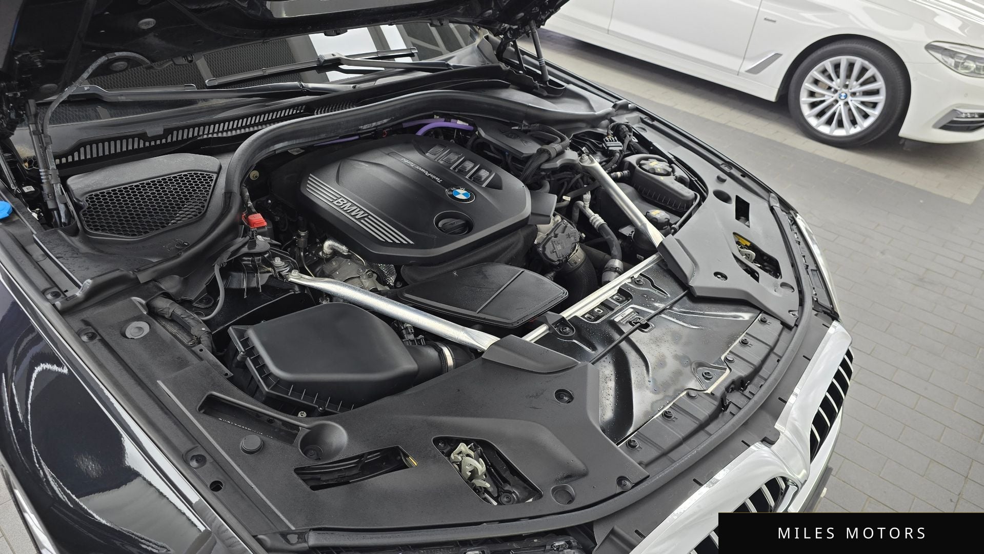 BMW 5 Series (G30) 2022 — миниатюра 6