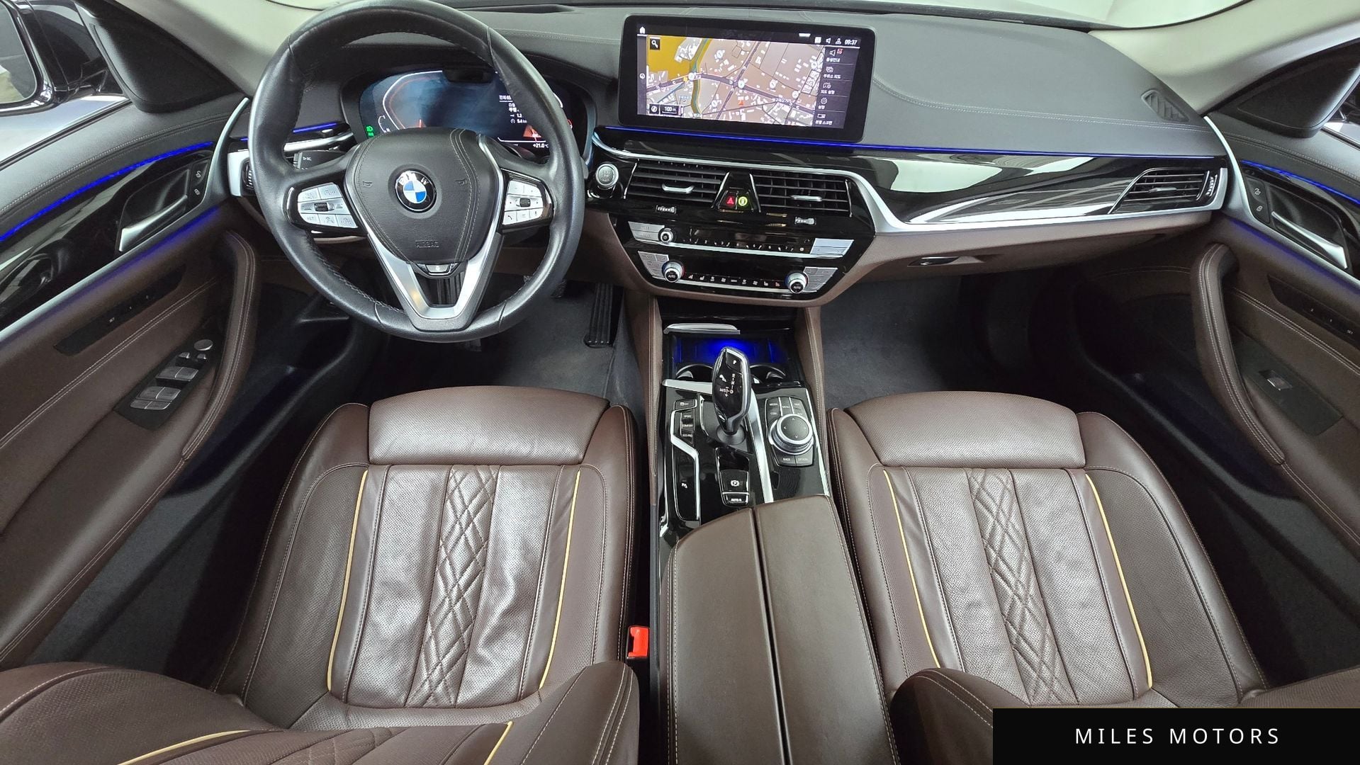 BMW 5 Series (G30) 2022 — миниатюра 10