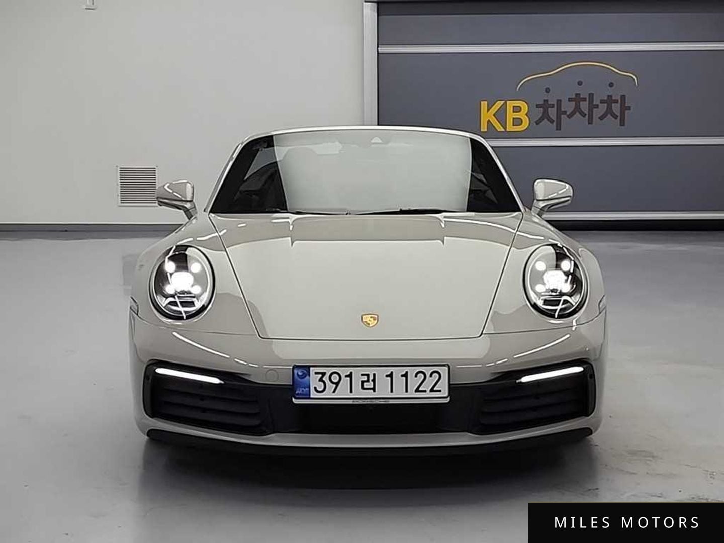 Porsche 911 (992) 2023 — миниатюра 2