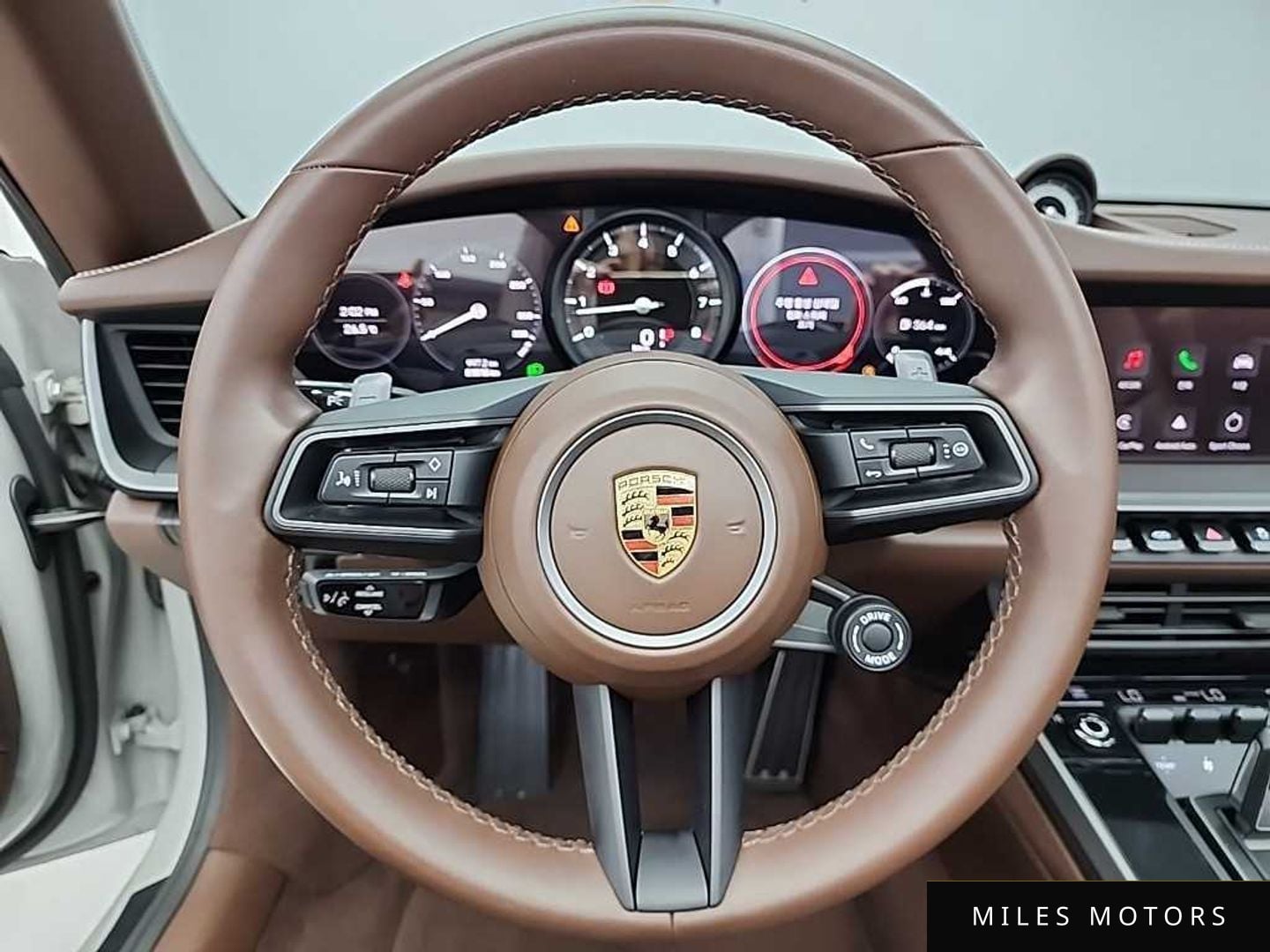 Porsche 911 (992) 2023 — миниатюра 9