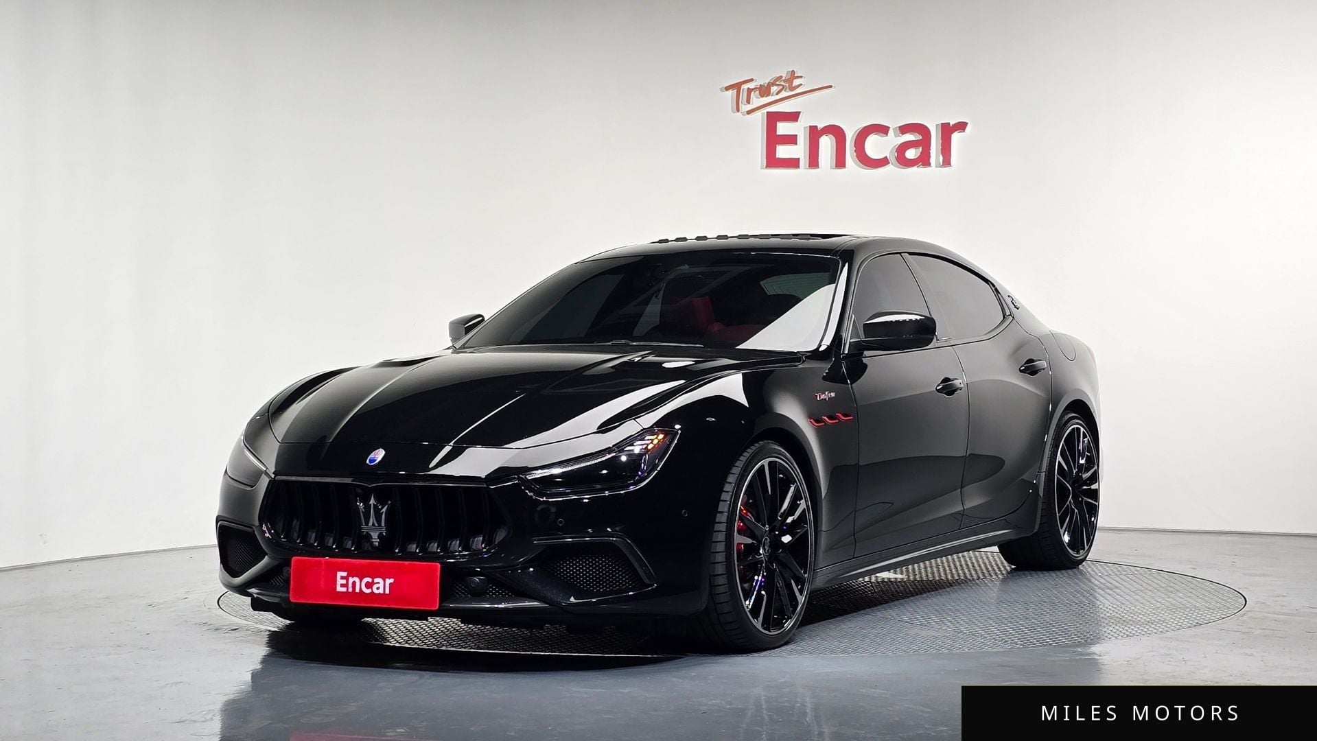 Maserati Ghibli 2021 — фото 1 из 12