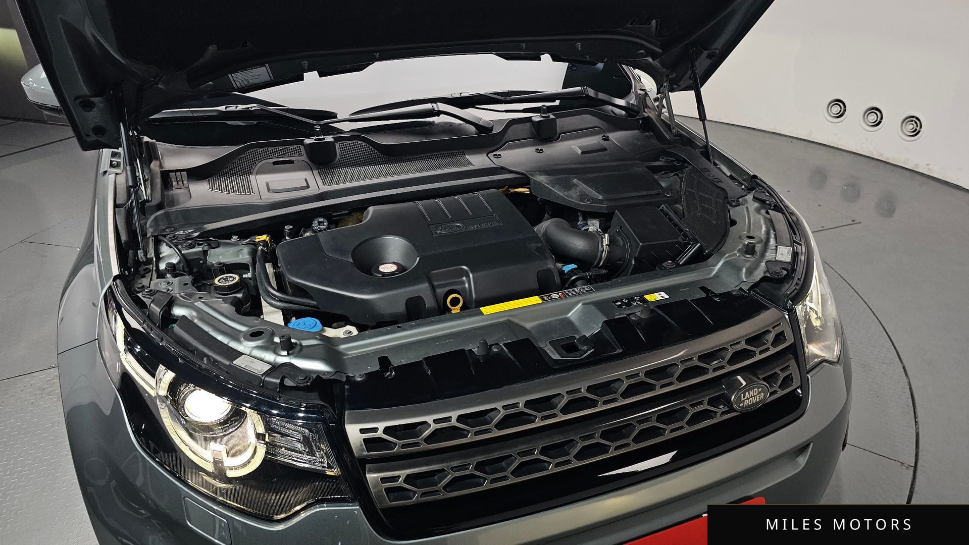 Land Rover Discovery Sport 2017 — миниатюра 5