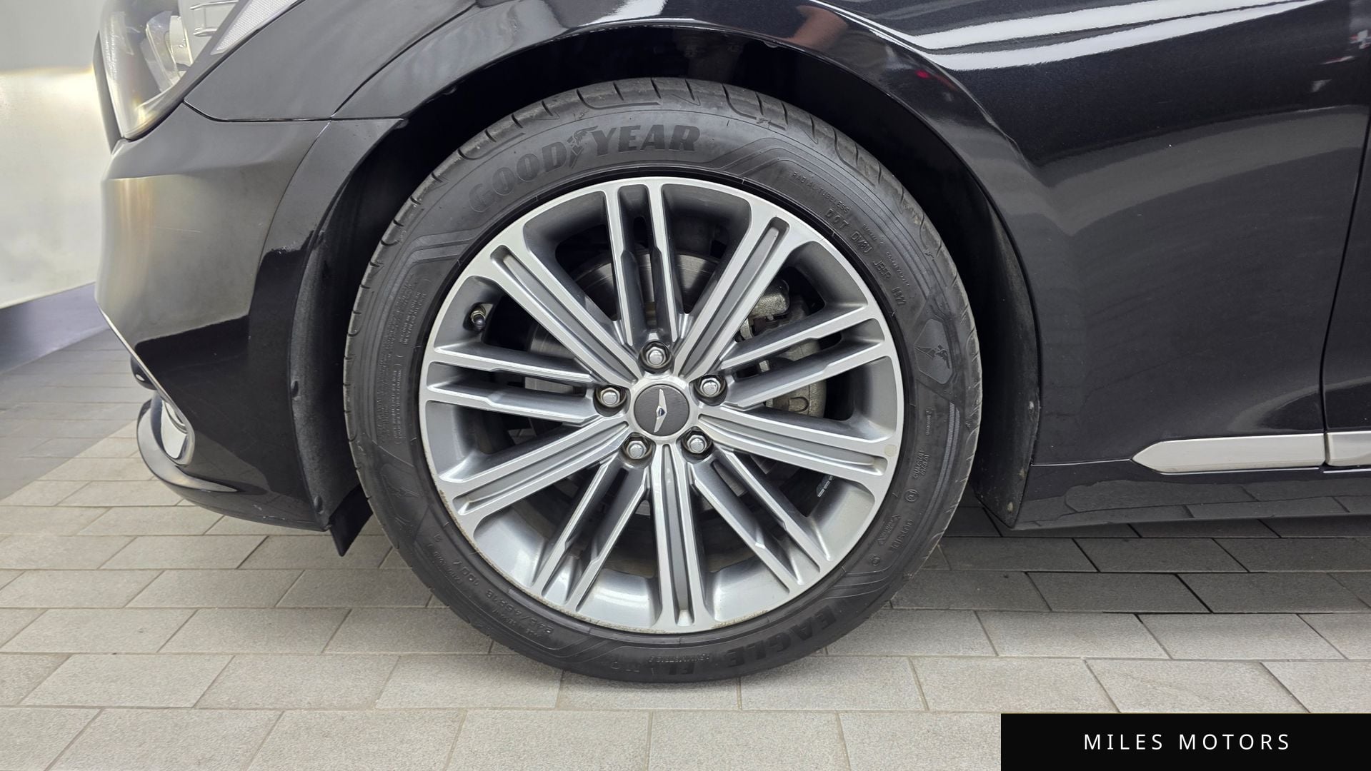 Genesis G80 2018 — миниатюра 5
