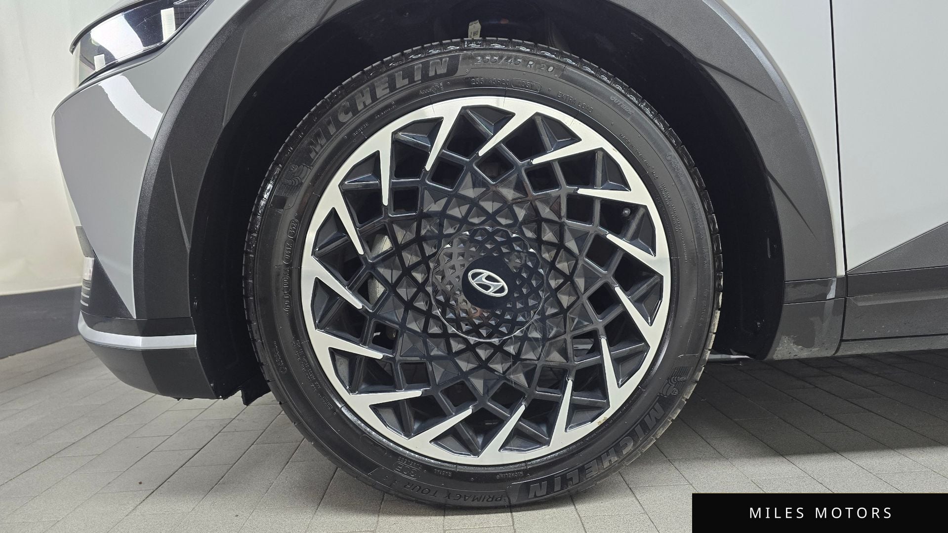 Hyundai Ioniq5 2023 — миниатюра 5