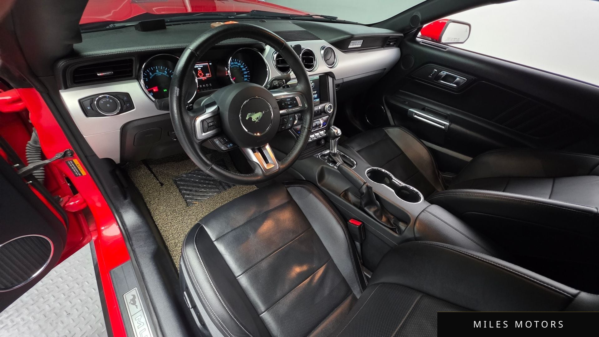 Ford Mustang 2015 — миниатюра 7