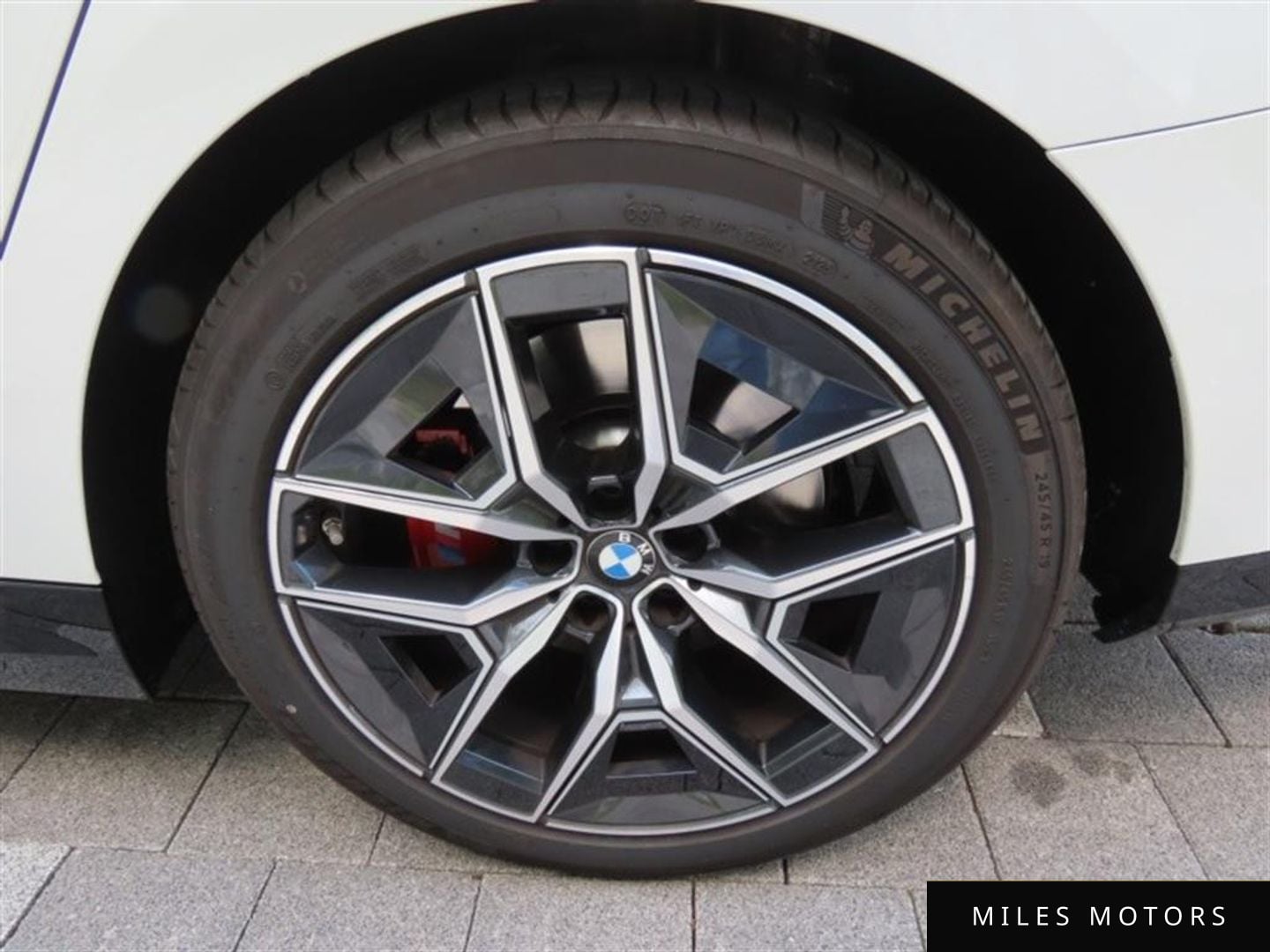 BMW 5 Series (G60) 2026 — миниатюра 5