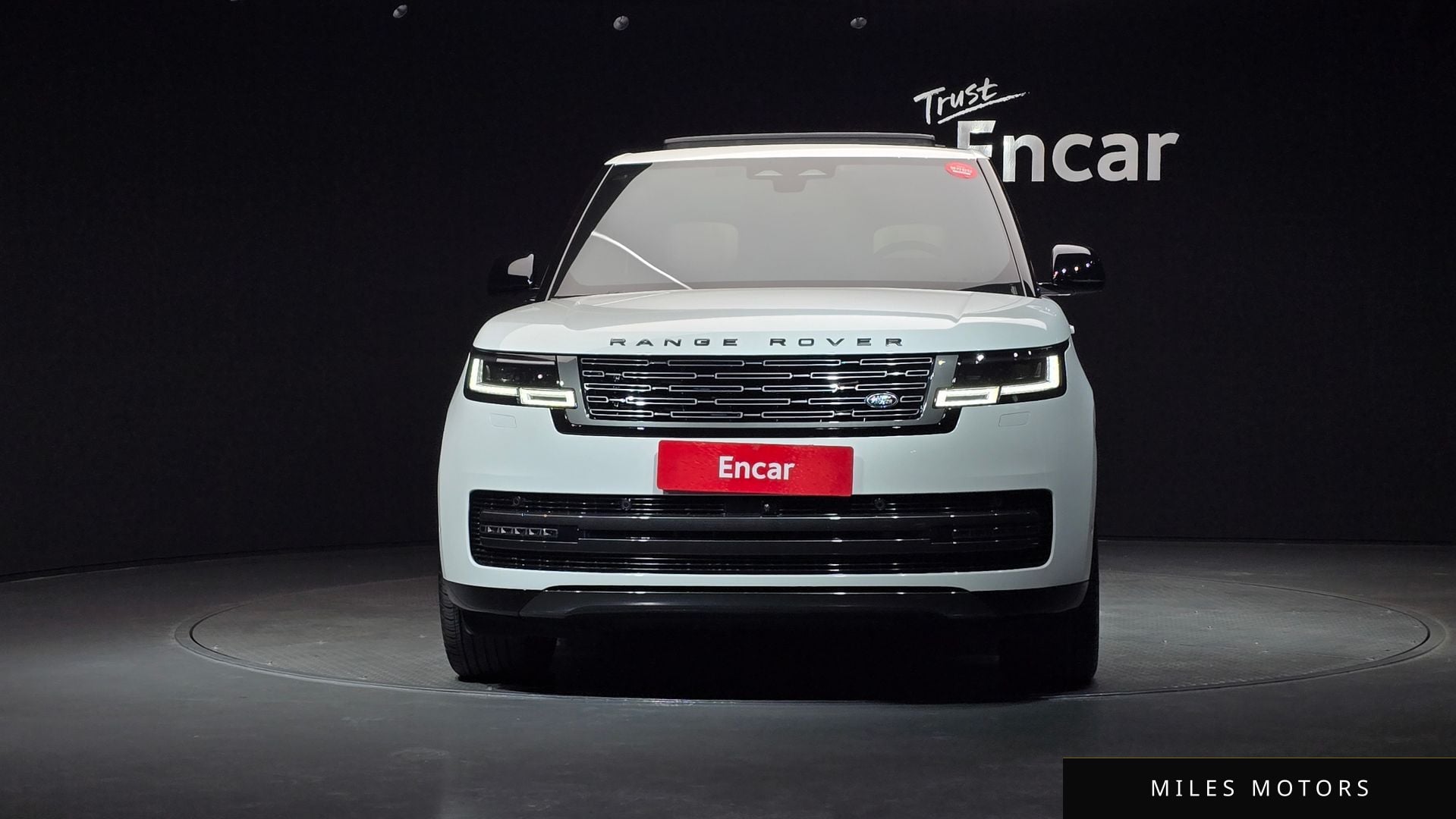 Land Rover Range Rover 2025 — миниатюра 3