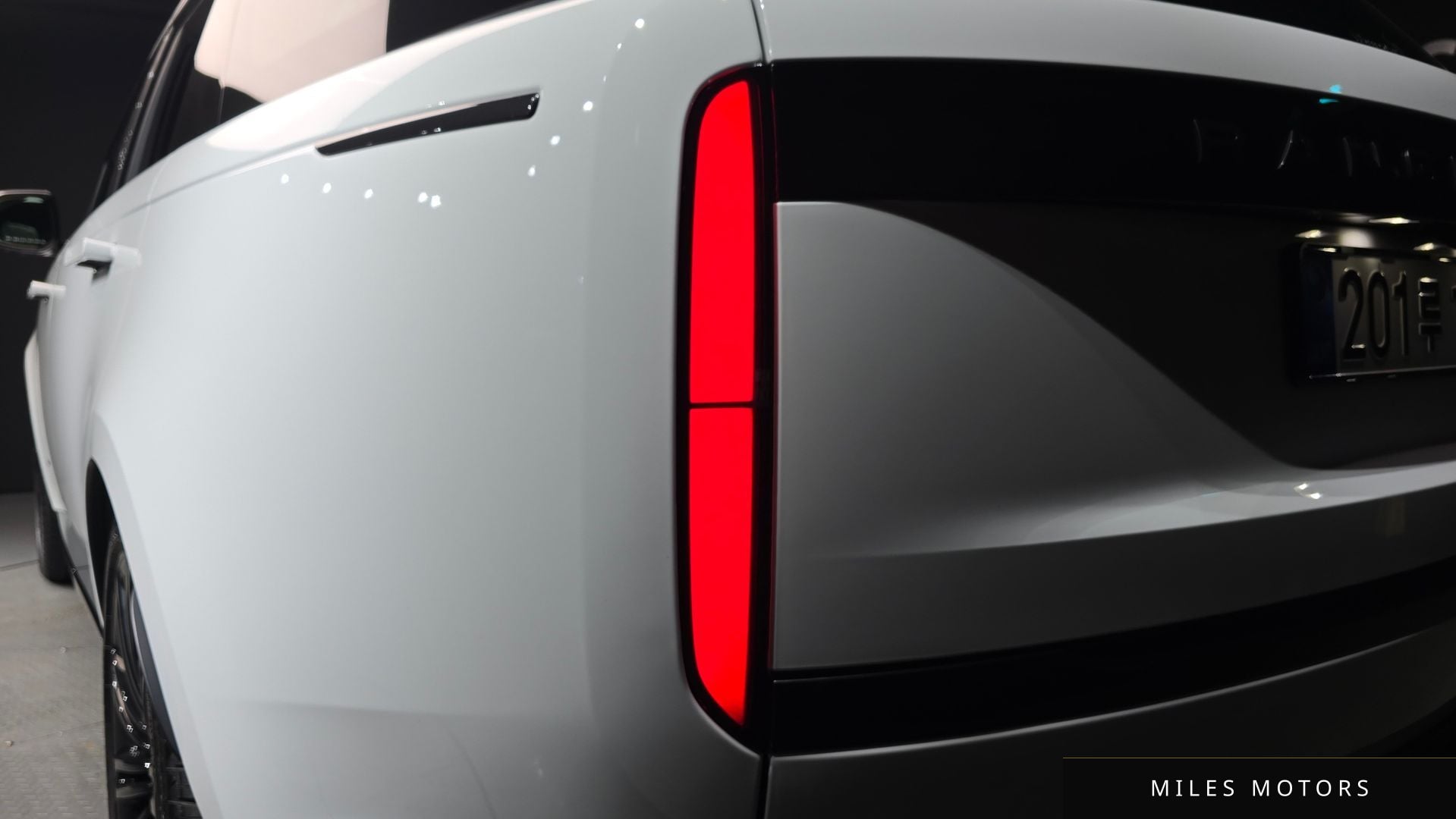 Land Rover Range Rover 2025 — миниатюра 9
